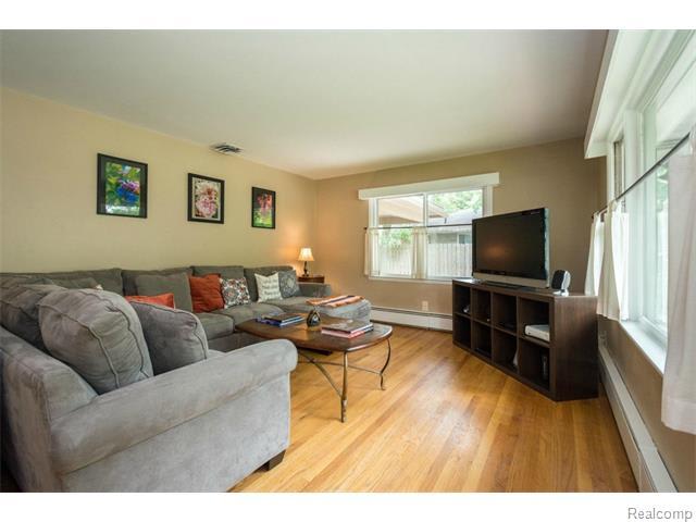 1811 Alhambra Drive – photo 5