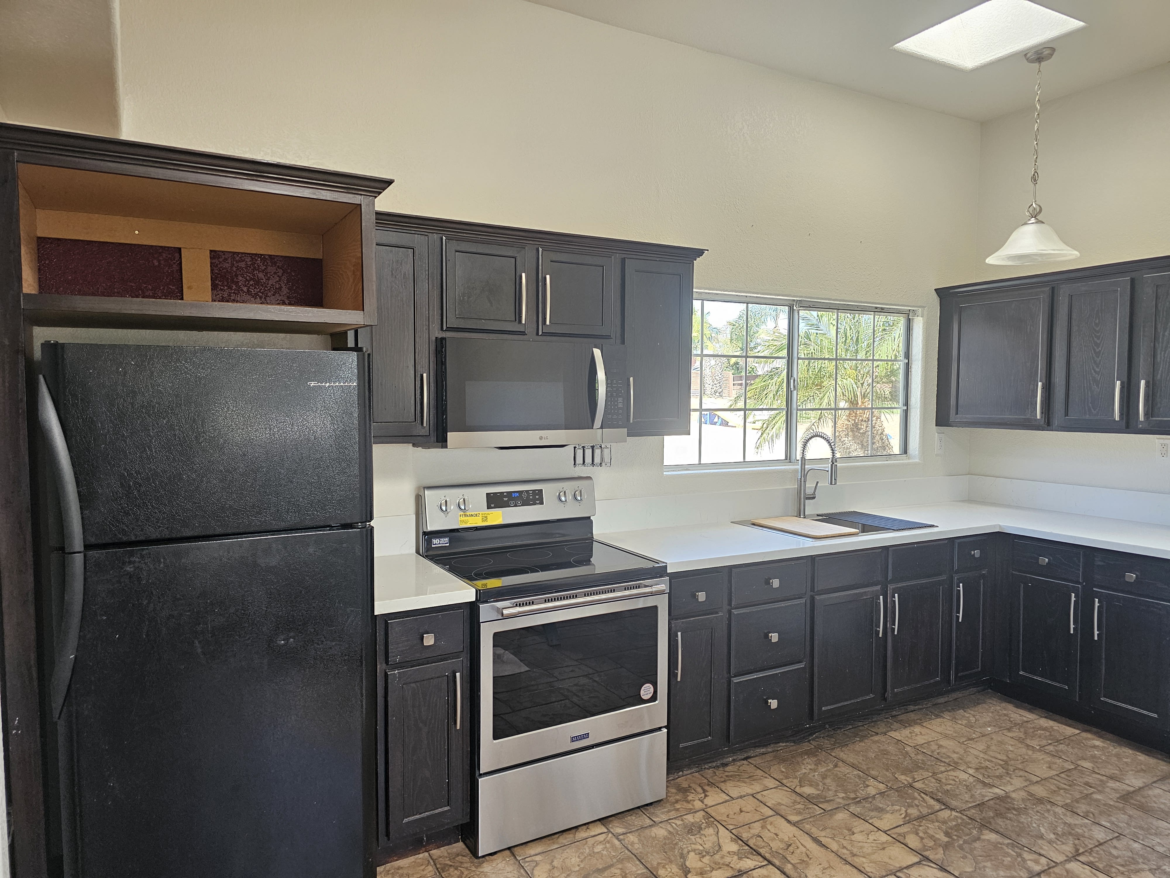 608 Las Flores Drive – photo 3