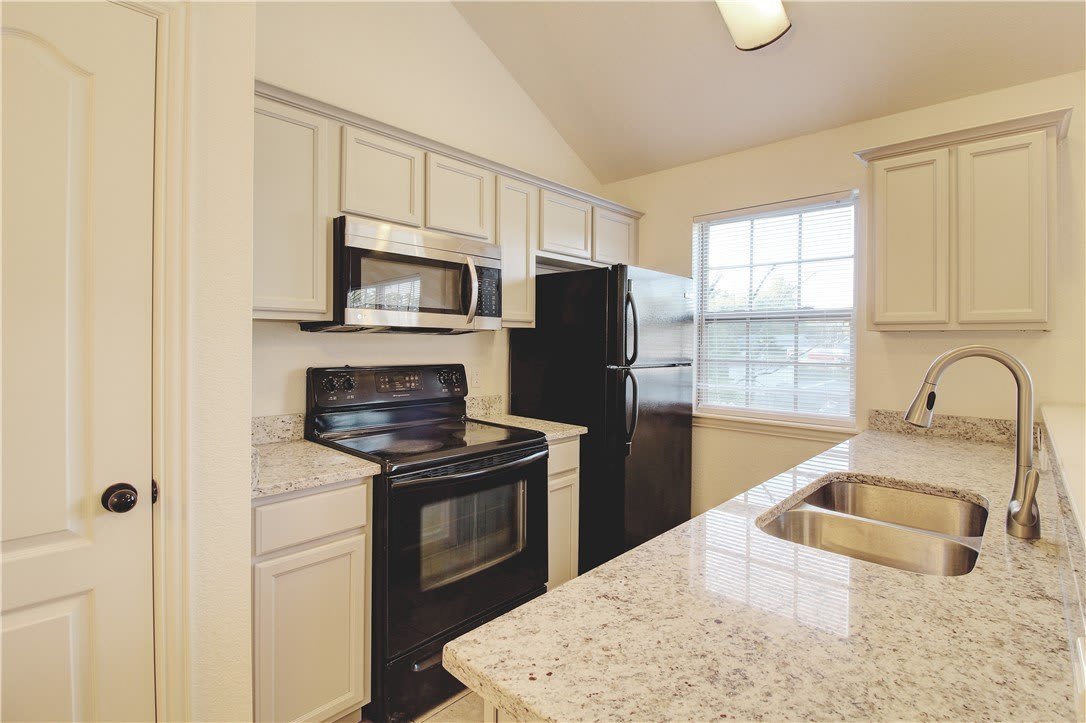 775 W Sandy Beach Lane – photo 5
