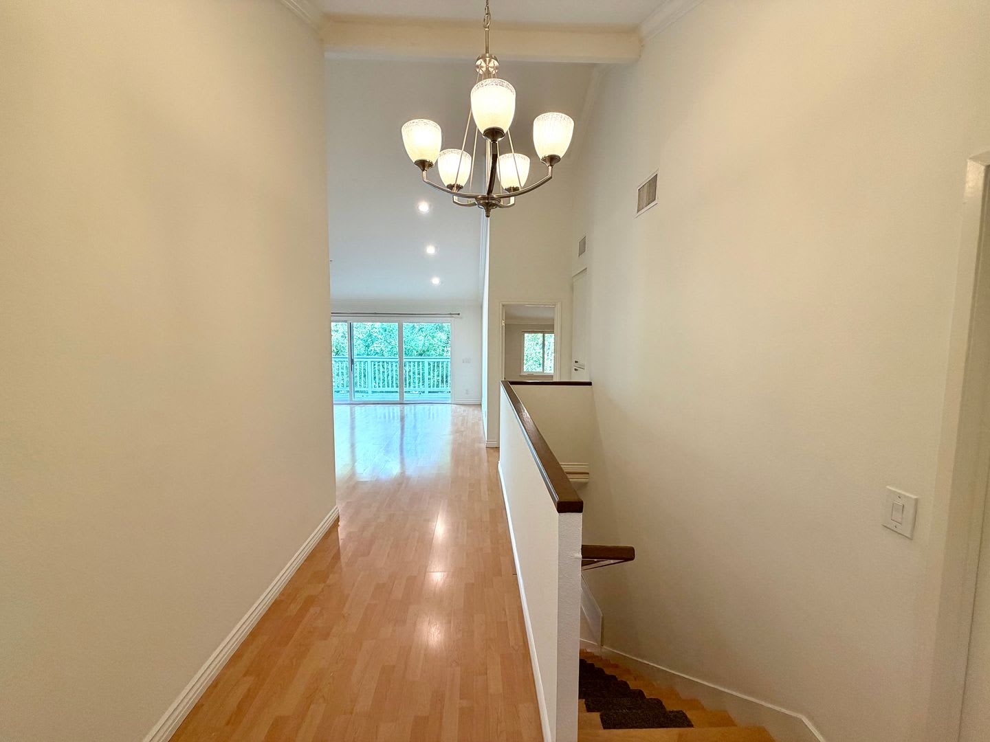 Beautiful 4 Bedroom 2 5 Bath Home In Oak Park – photo 4