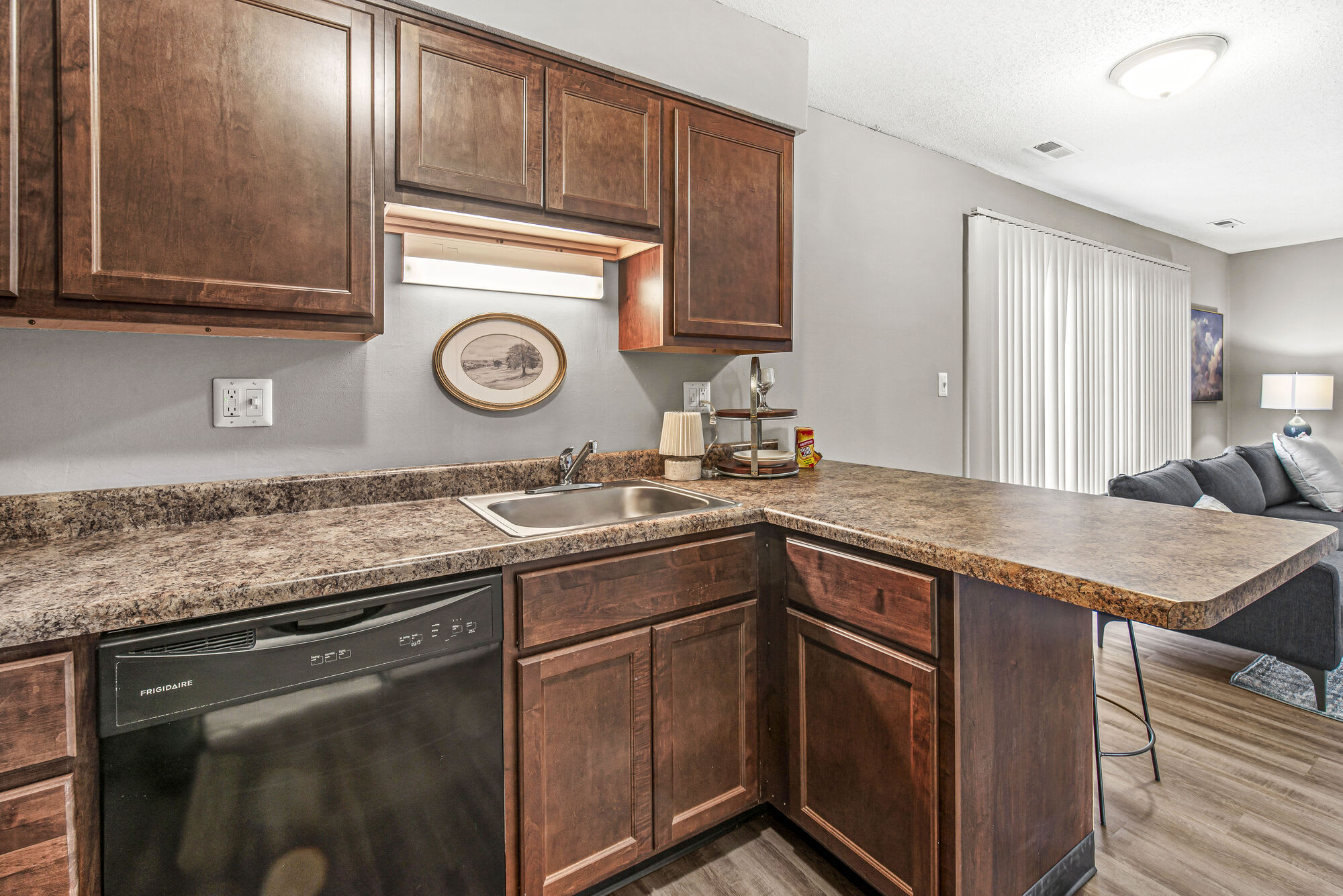 Oakbrook Village – photo 4