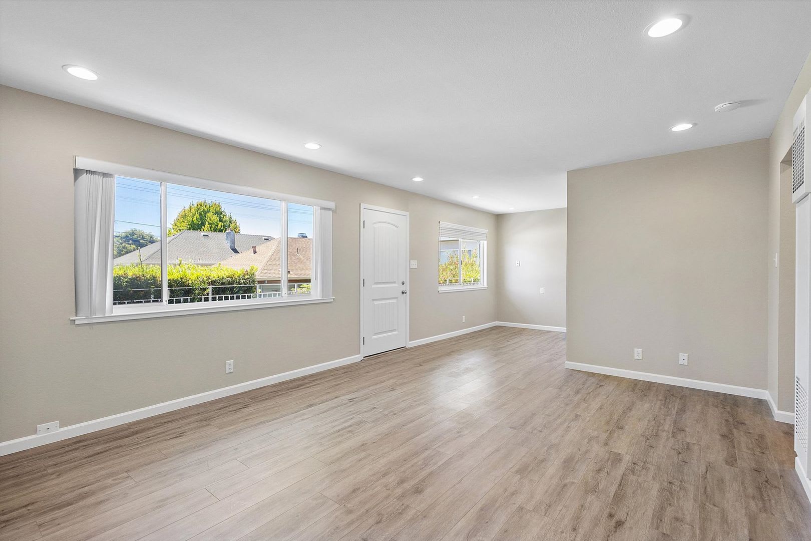 1212 Regent St #J – photo 5