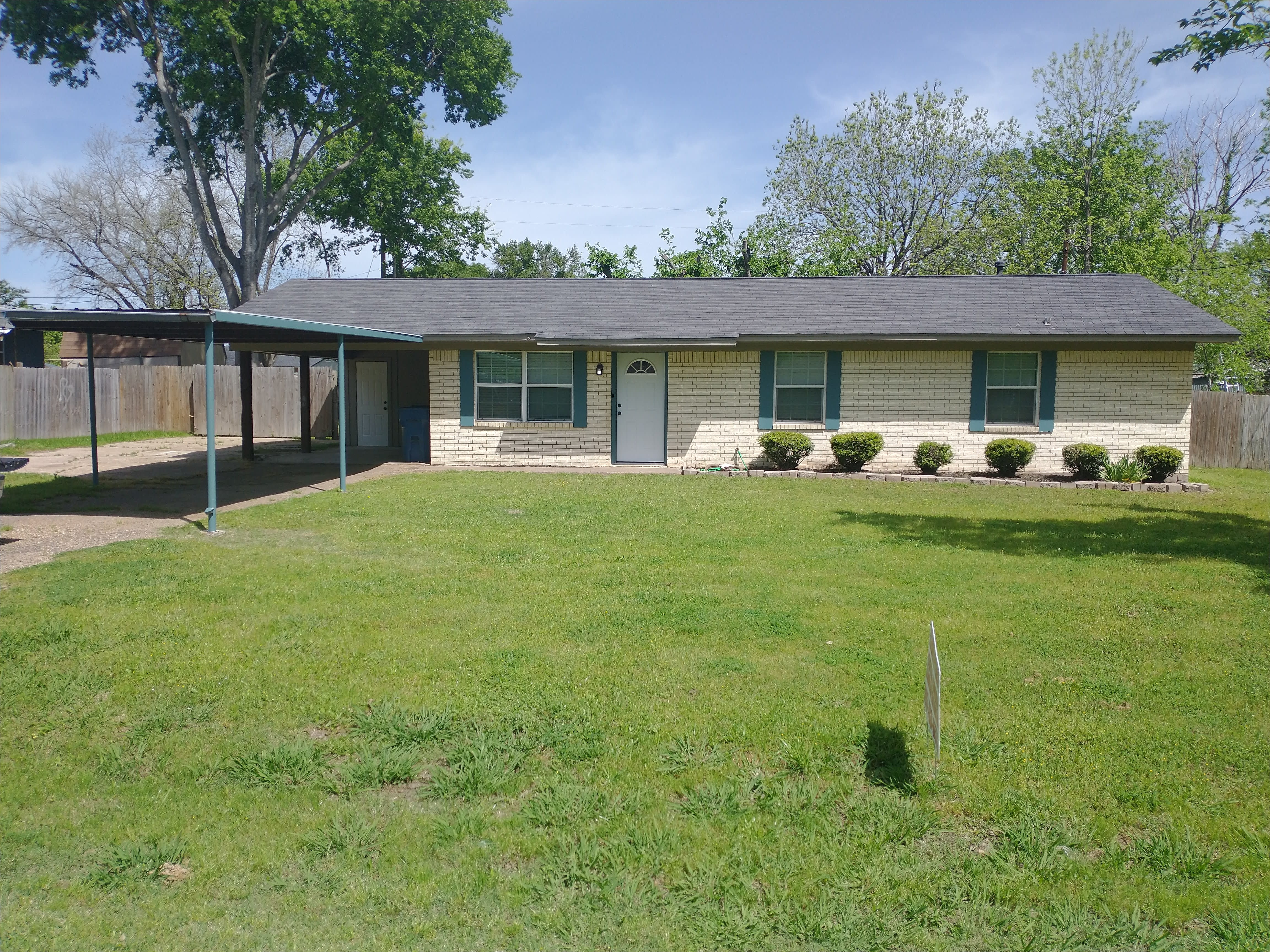 120 Oregon Street – photo 2