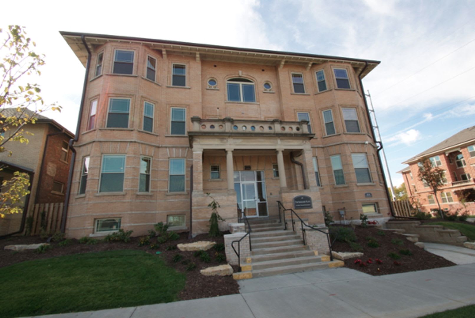 The Barnard Flats – photo 1