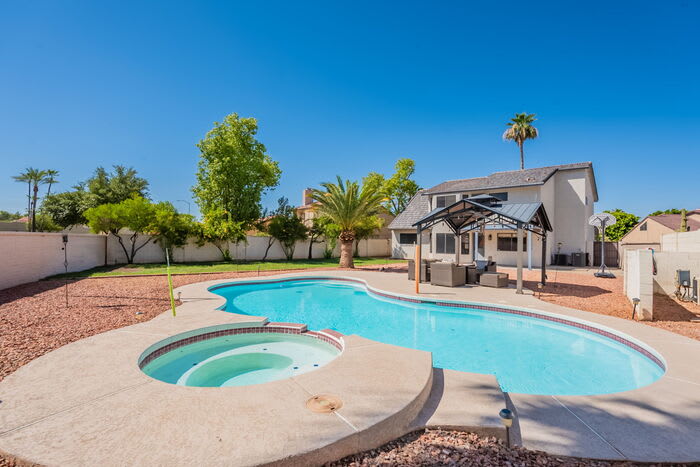 5416 E Glencove Street – photo 2