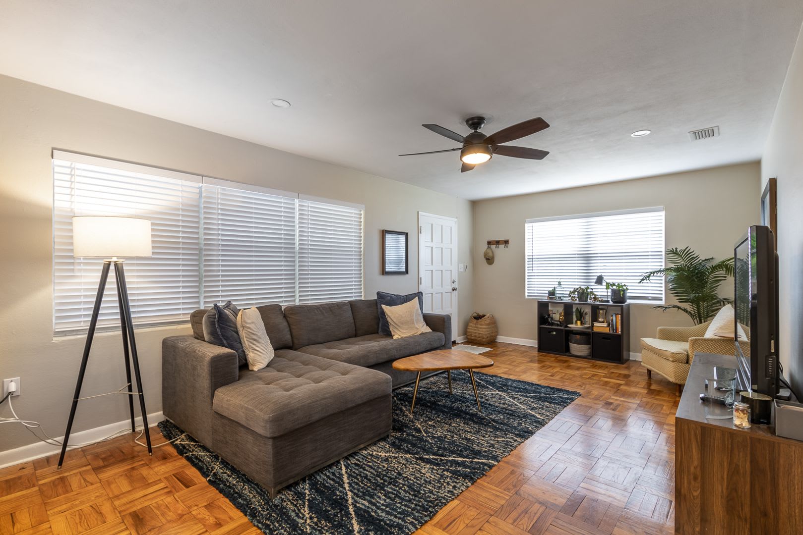 414 Nw 36Th St Golf Club Manor – photo 5