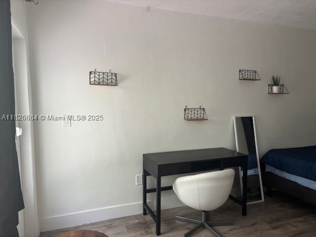 921 Meridian Ave – photo 4