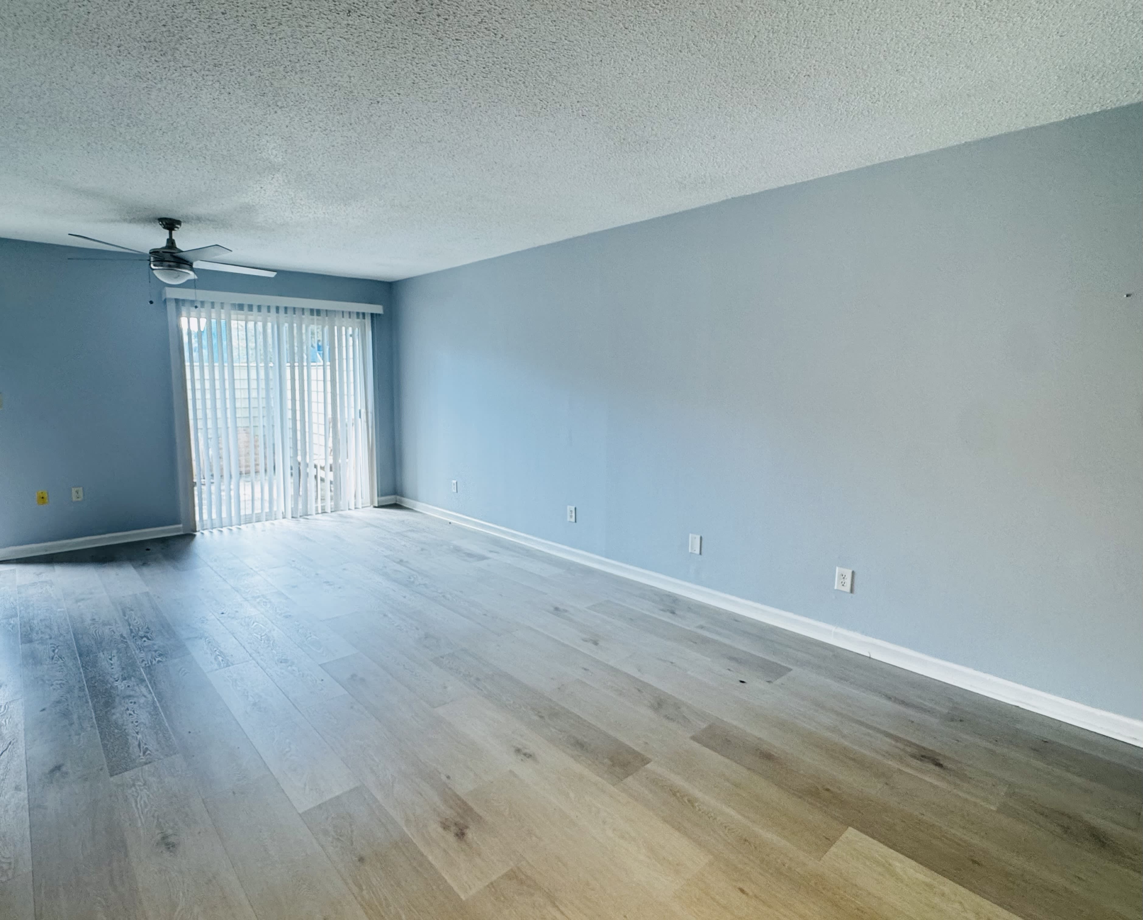 415 Cambridge Circle E-2 – photo 2
