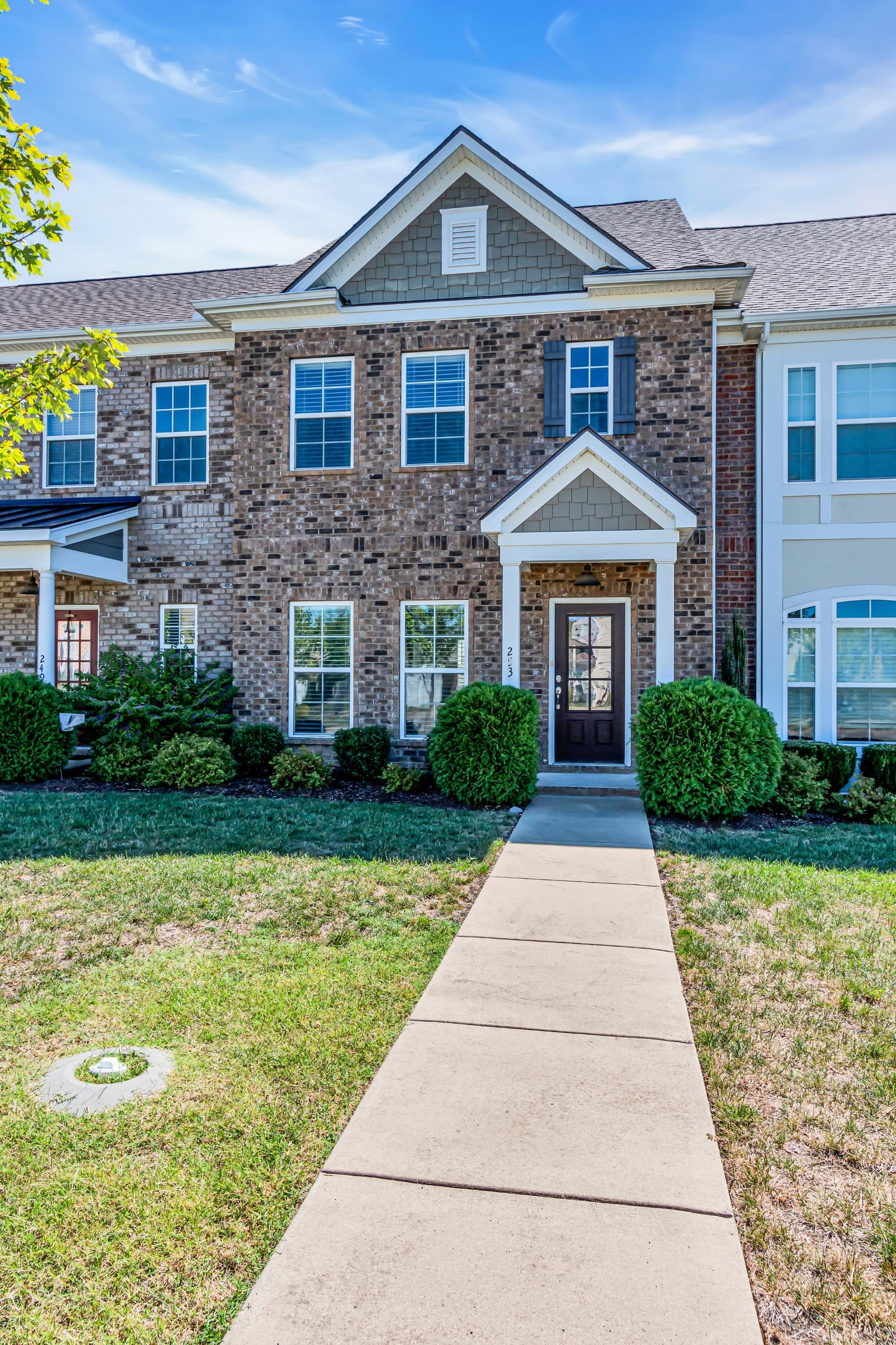 253 Mary Ann Circle – photo 2