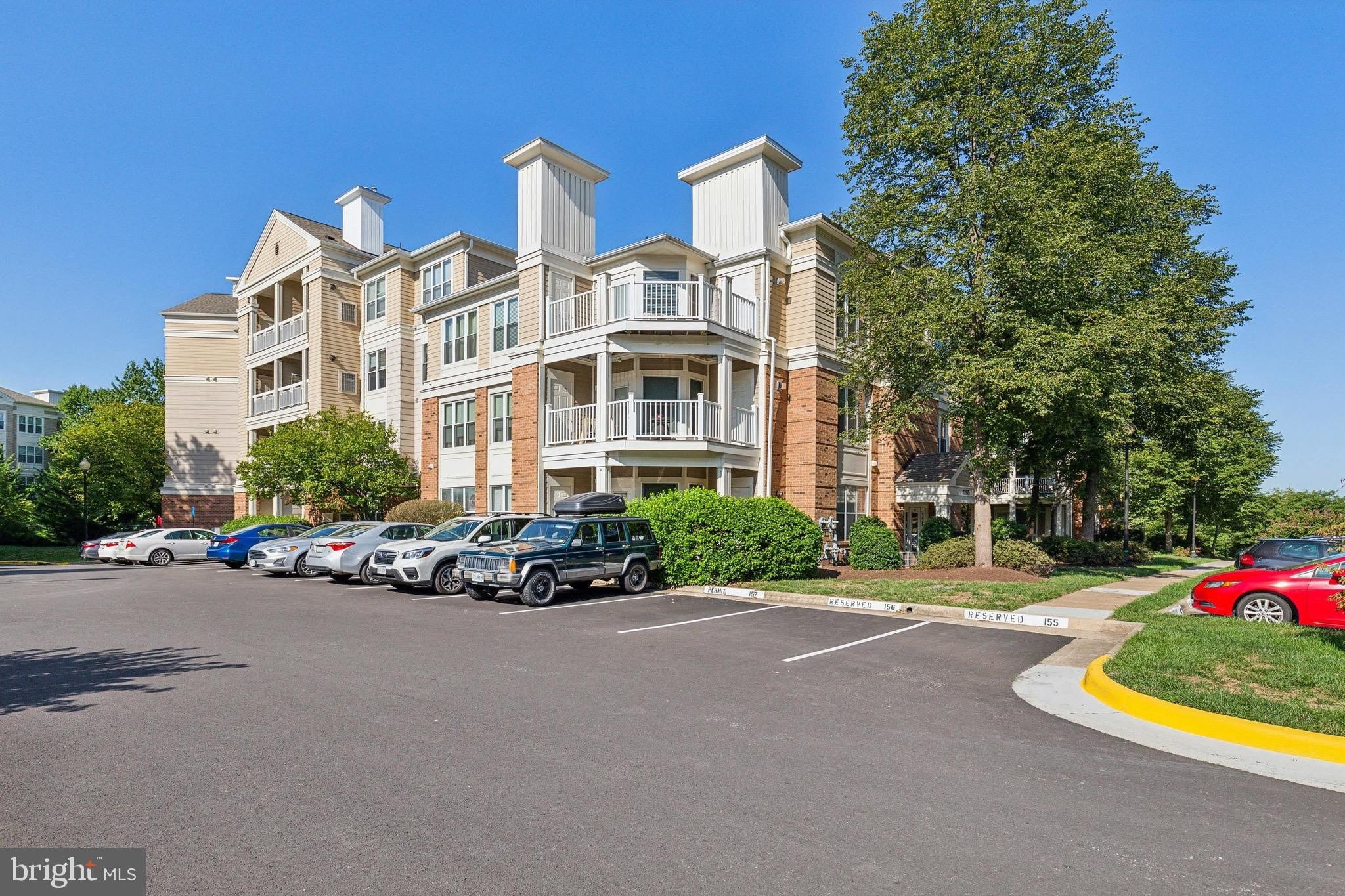 12915 ALTON Square – photo 2