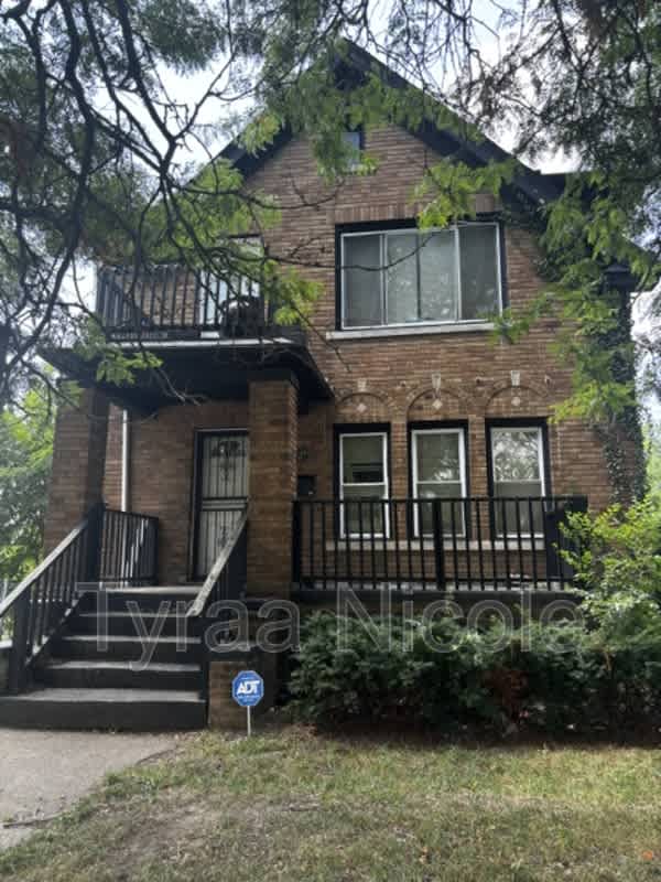 15327 Snowden Street – photo 2