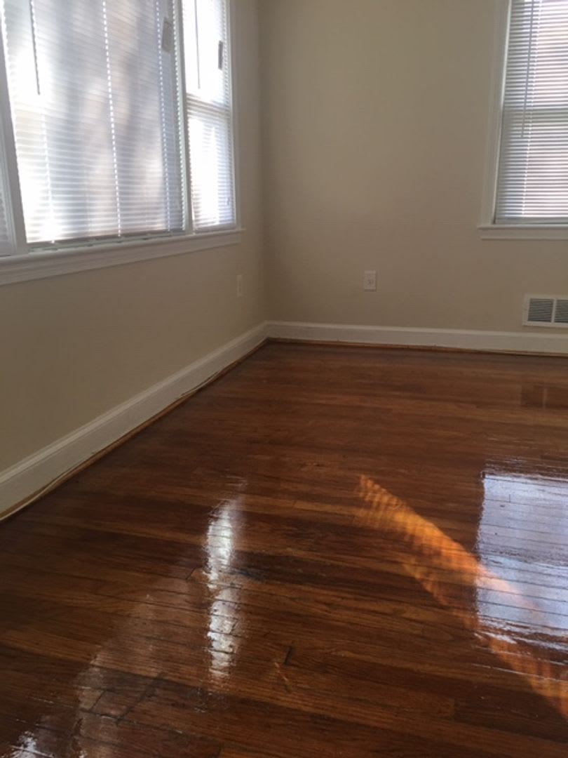 556 49TH Pl., NE – photo 3