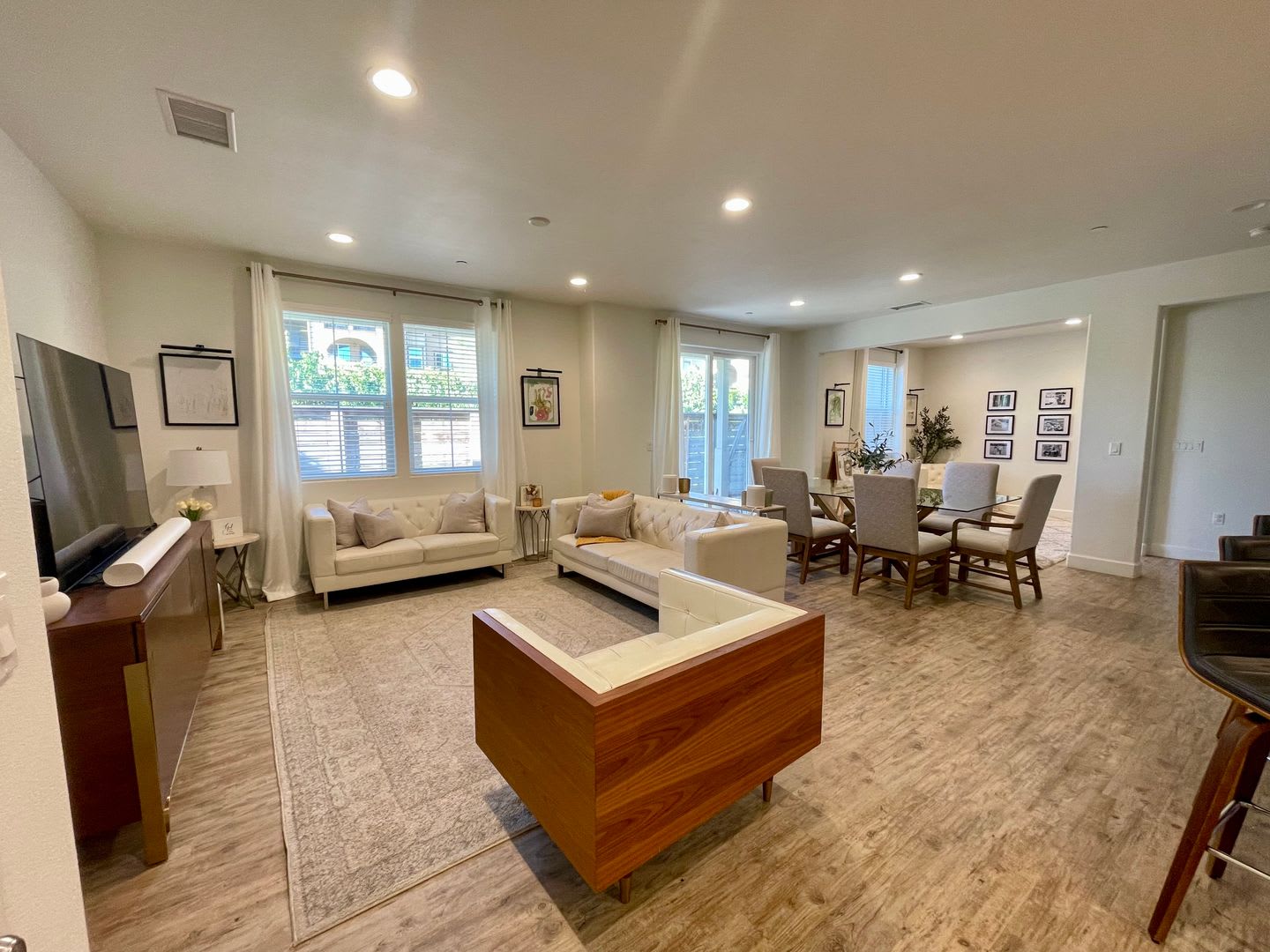 A Beautiful Buellton Townhome – photo 3