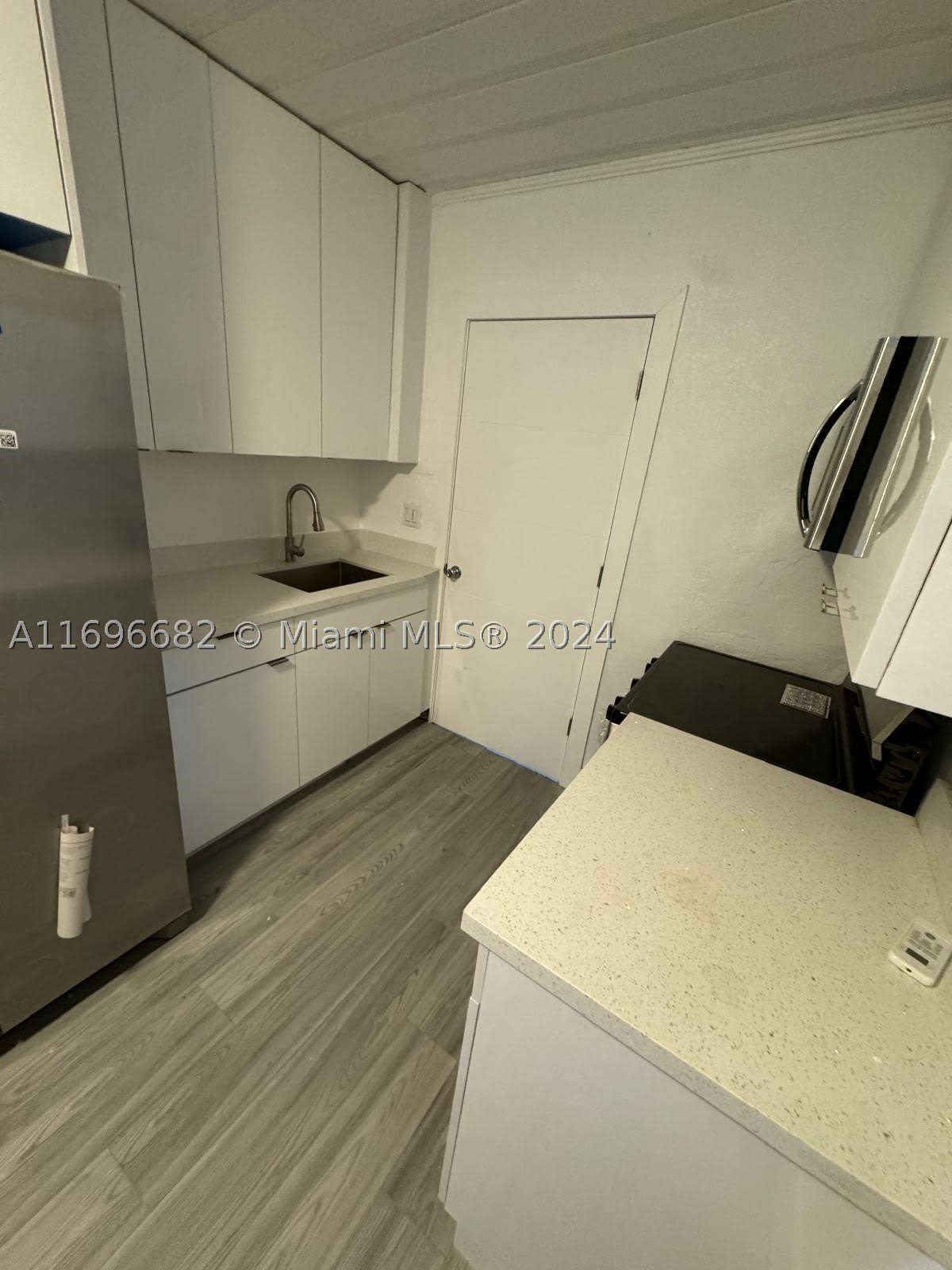 501 Wendell Rd – photo 5