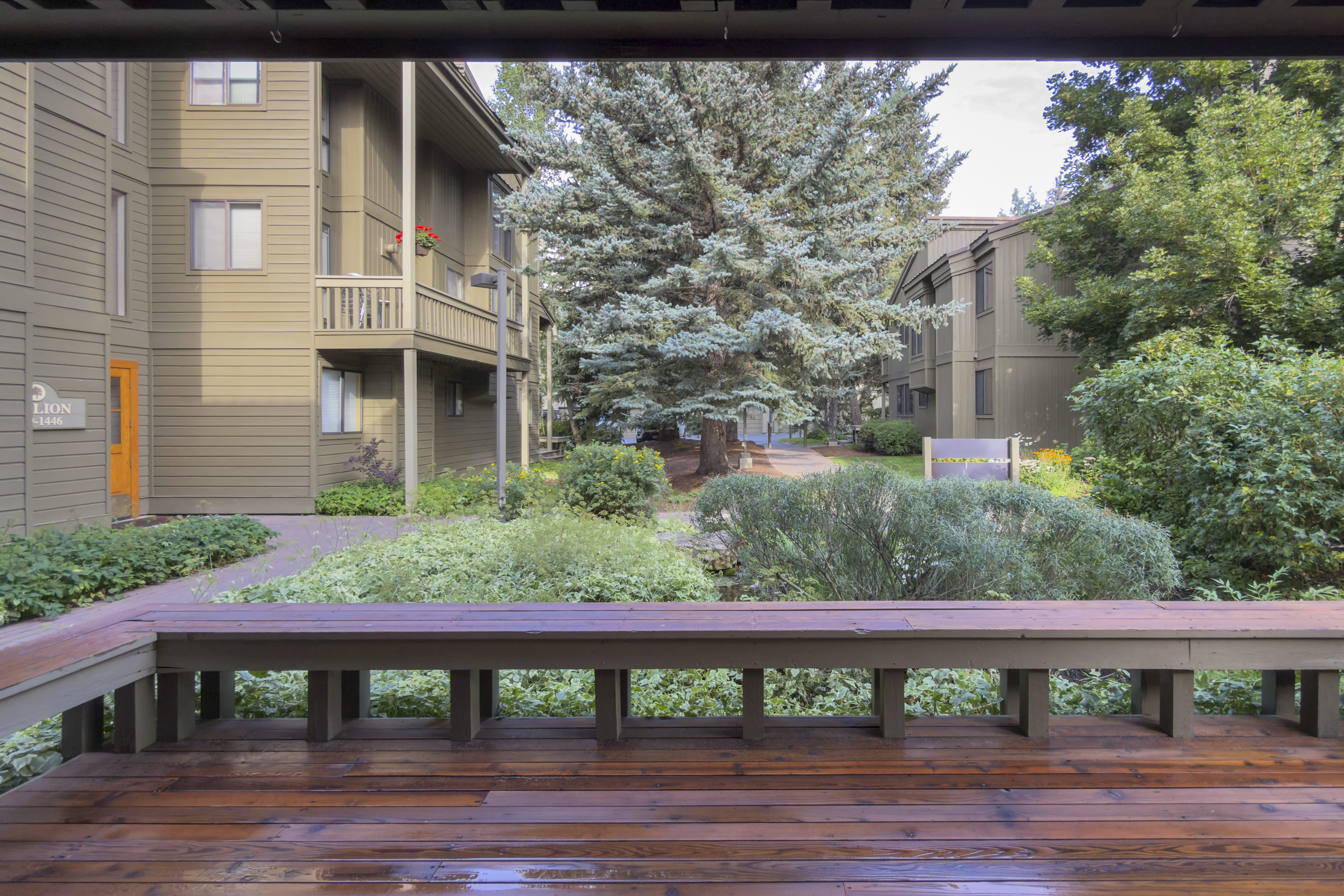 1428 Cottonwood Condo Dr – photo 2