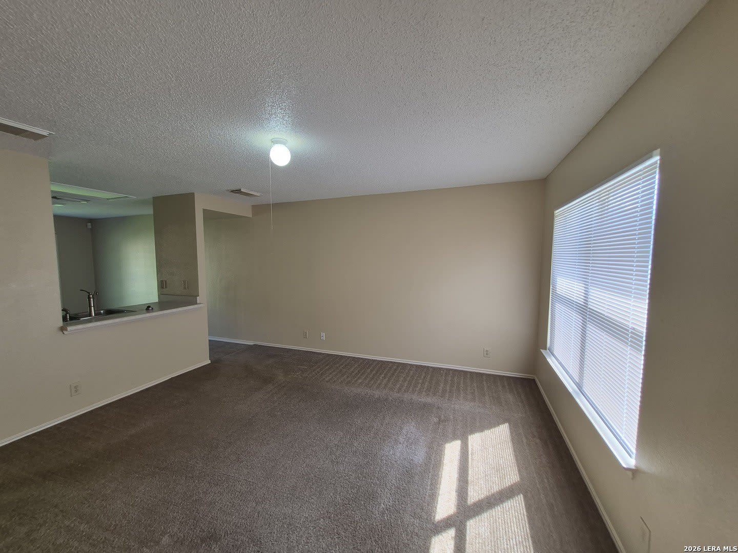 39 Weathering Creek – photo 3