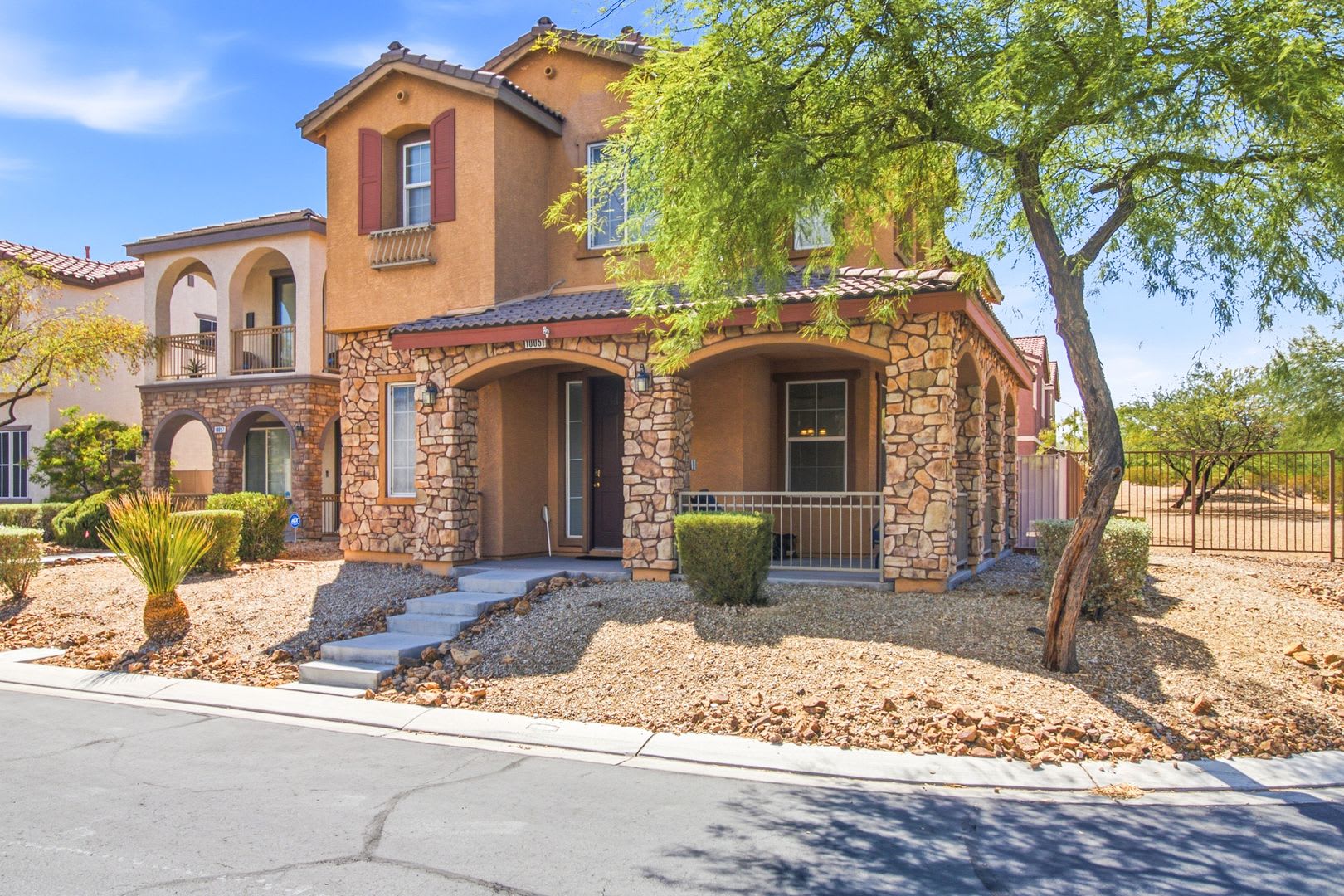Spacious Mountains Edge Home with 4 Bedrooms & 2-Car Garage – photo 2