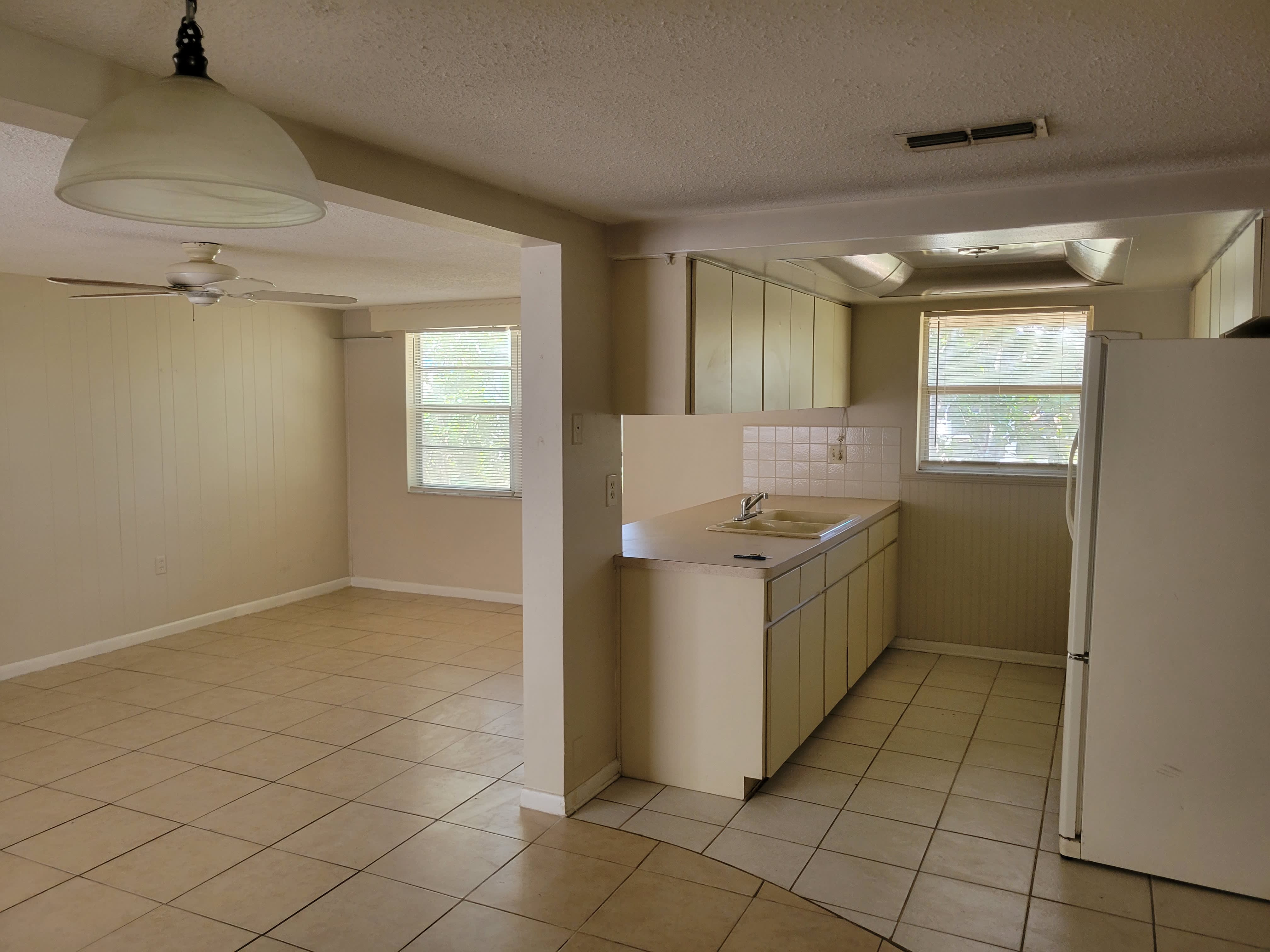 7825 Cayuga Dr – photo 5
