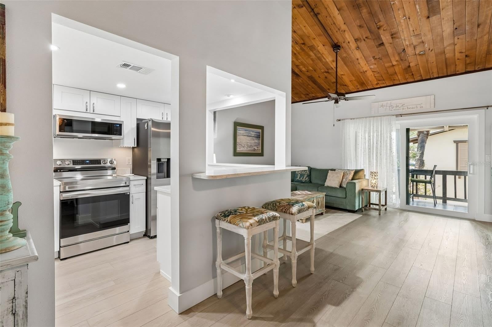 505 PLAZA SEVILLE Court – photo 4