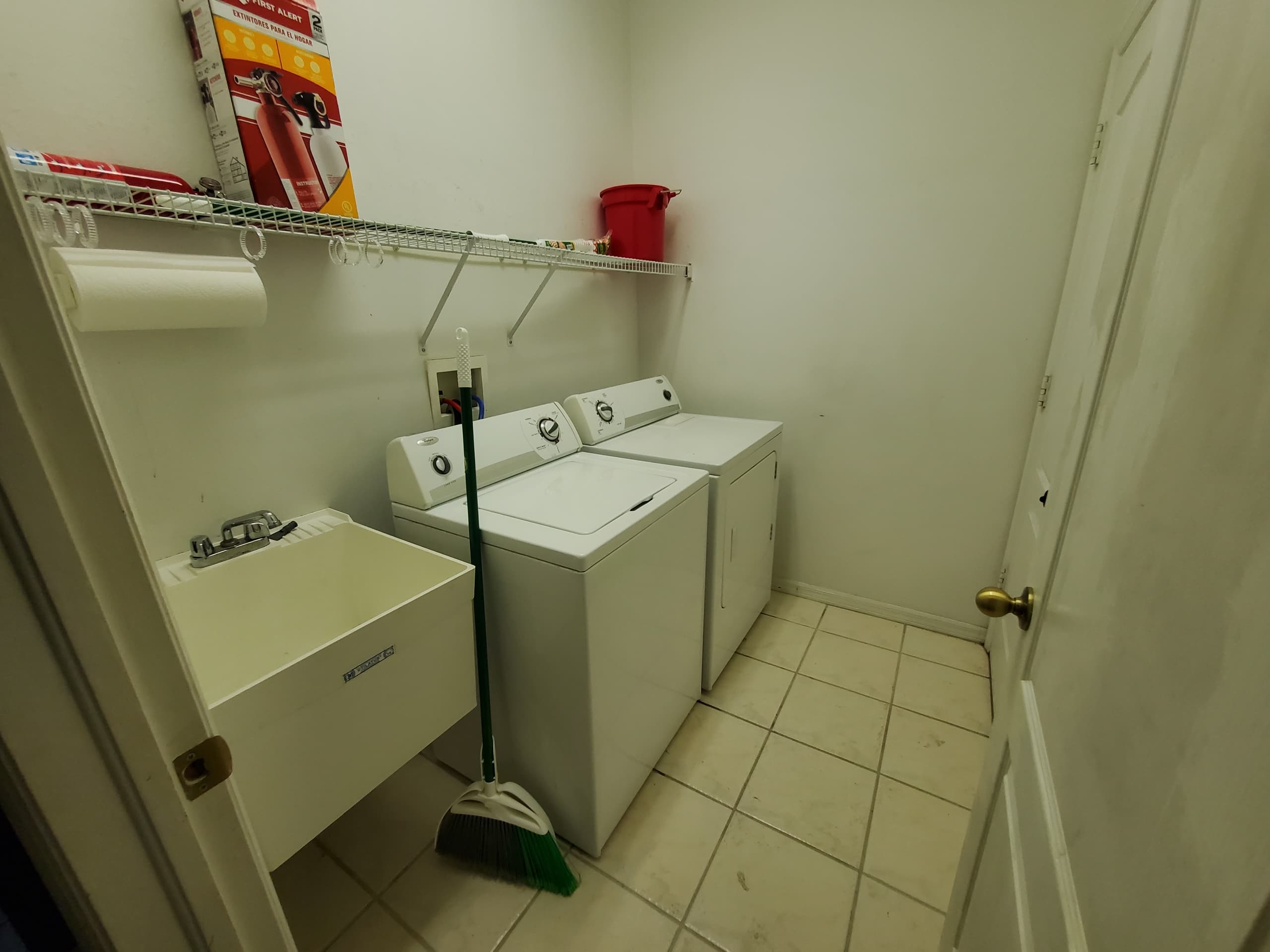 811 Innergary Place – photo 3