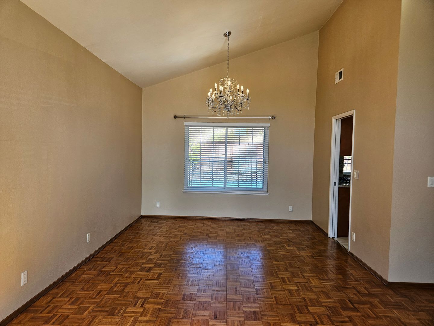 Stunning Evergreen 3 Bed 2 5 Bath Home Nestled In Private Court With Swimming Pool – photo 4