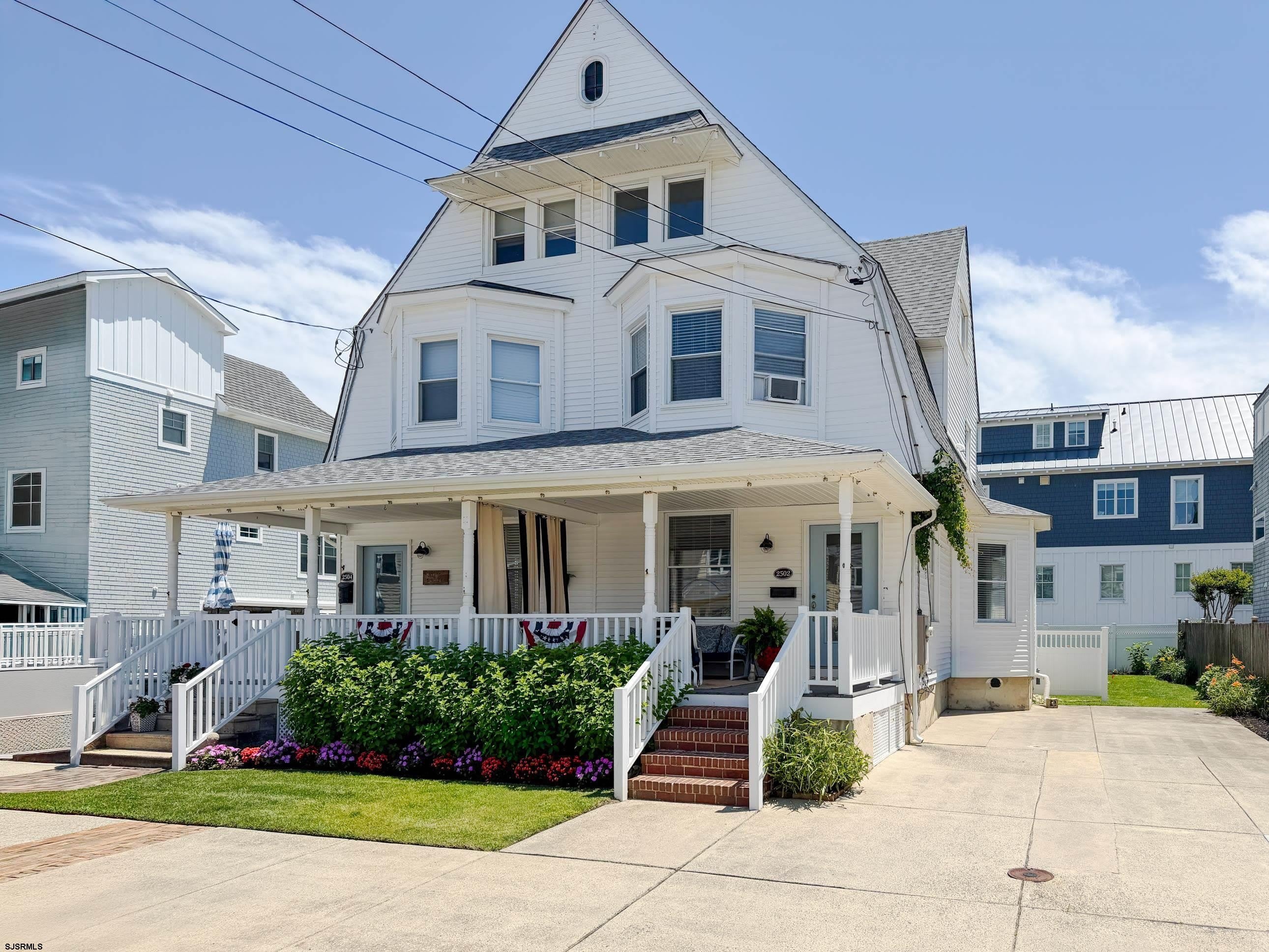2502 Oberon Ave – photo 1