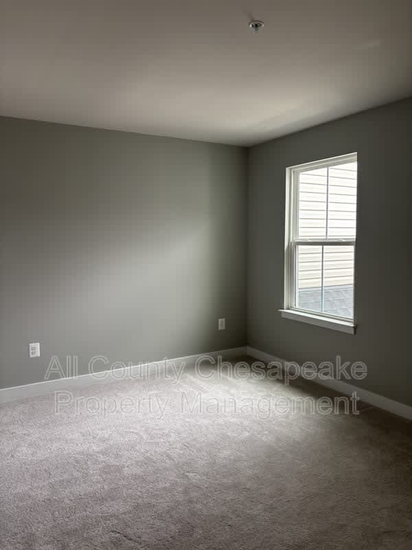 3143 Strasbaugh Dr – photo 2