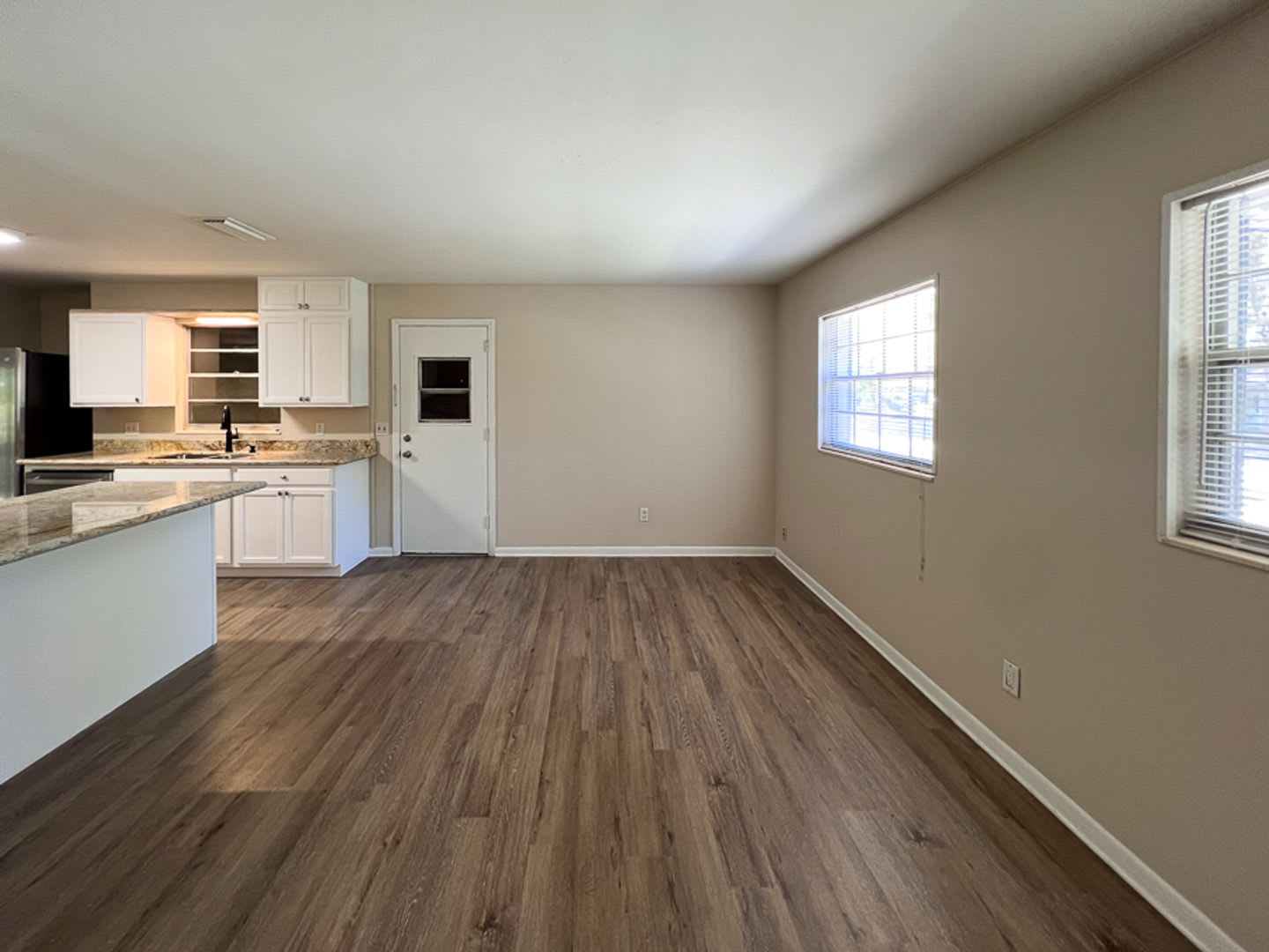 RECENTLY UPDATED 4/2 House with in Pine Estates – photo 2