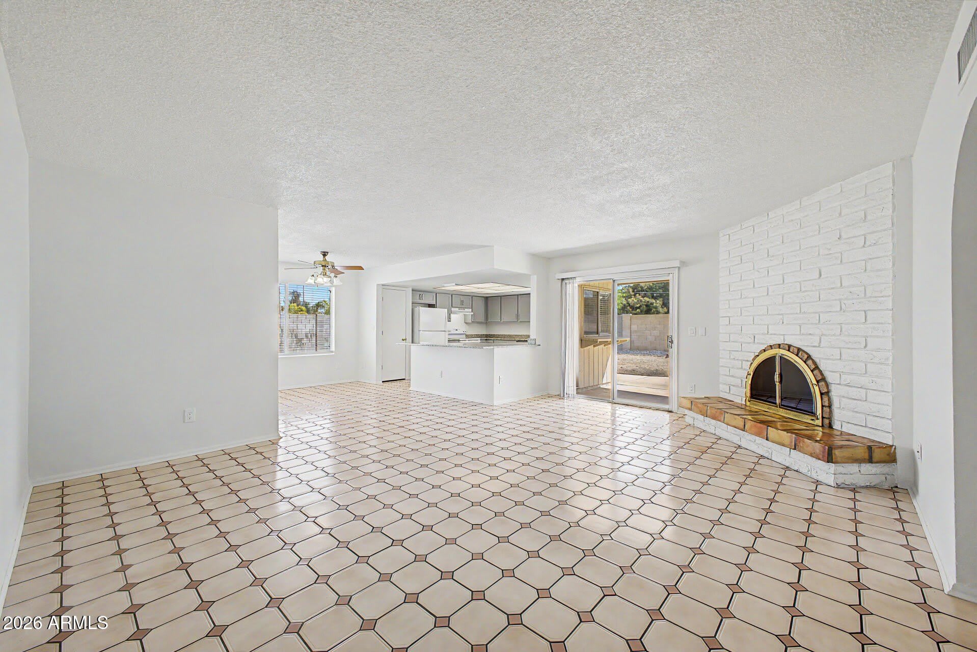 17213 N 35TH Drive – photo 2