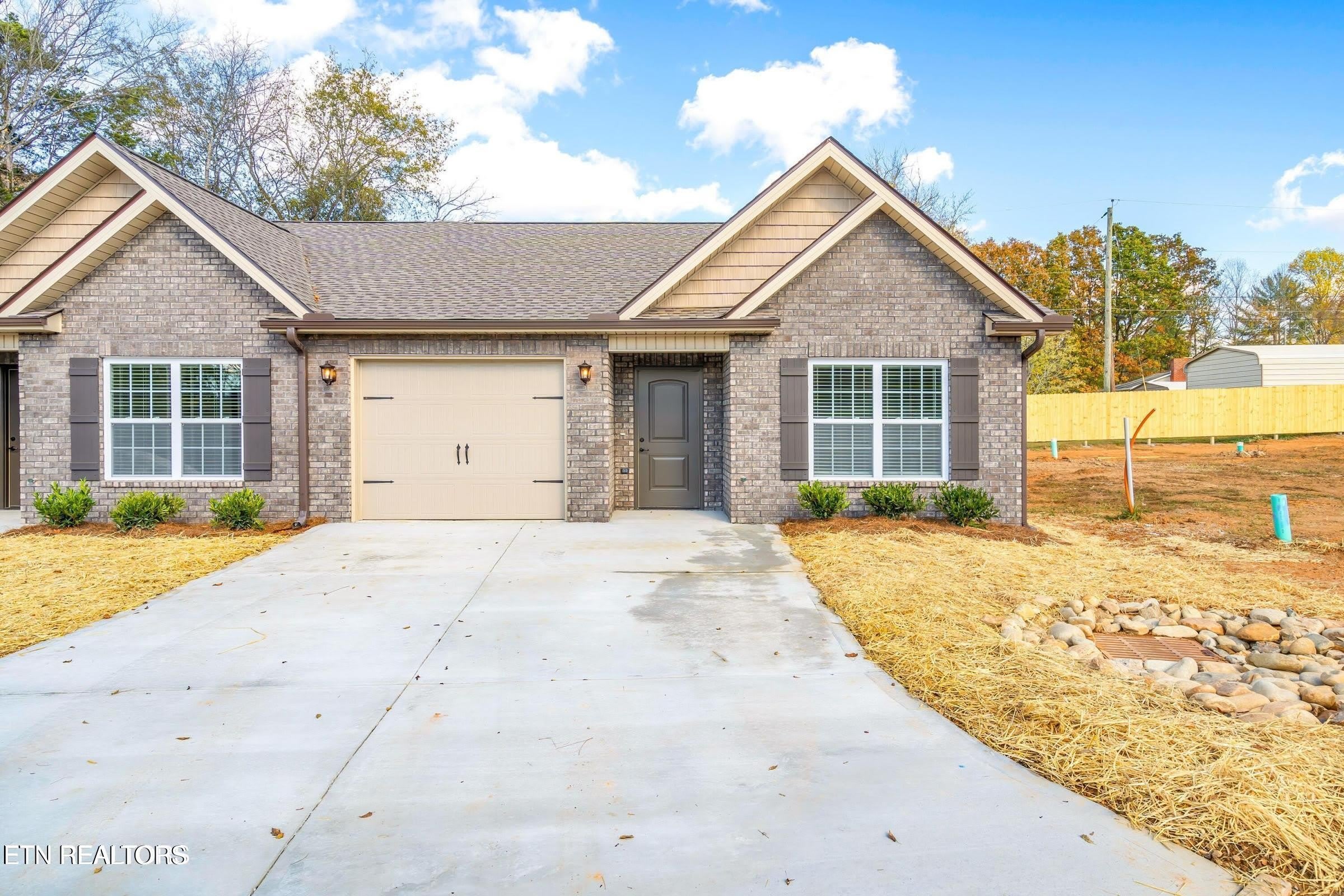 7351 Green Estates Way – photo 1