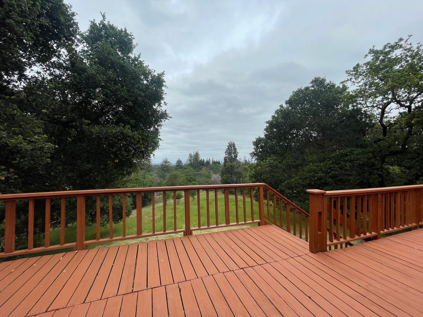 SARATOGA Custom 3-Bedroom, 3-Bath Home on 3 Acres – photo 3