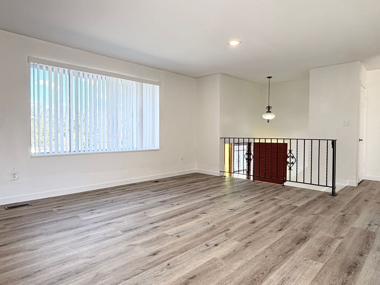 Bright & Spacious Salt Lake Home! – photo 5