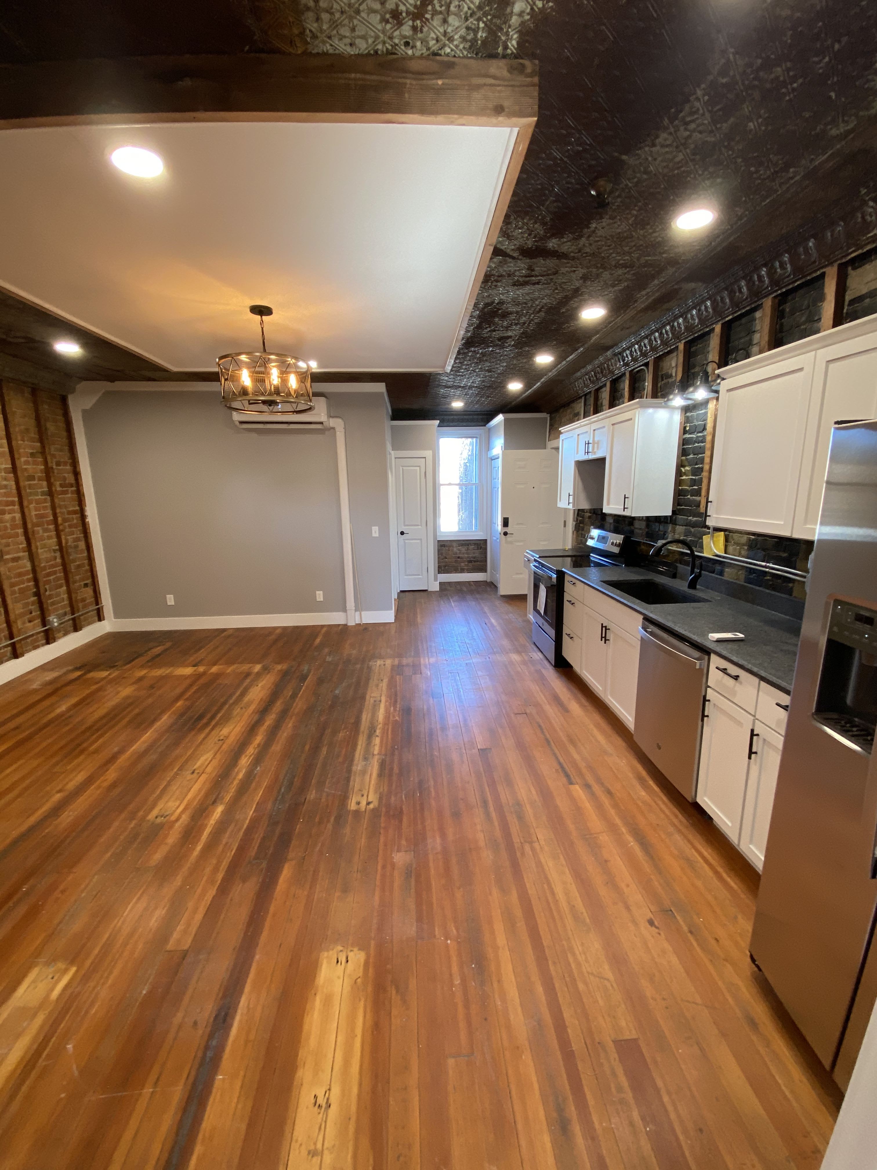 853 1st St – photo 3