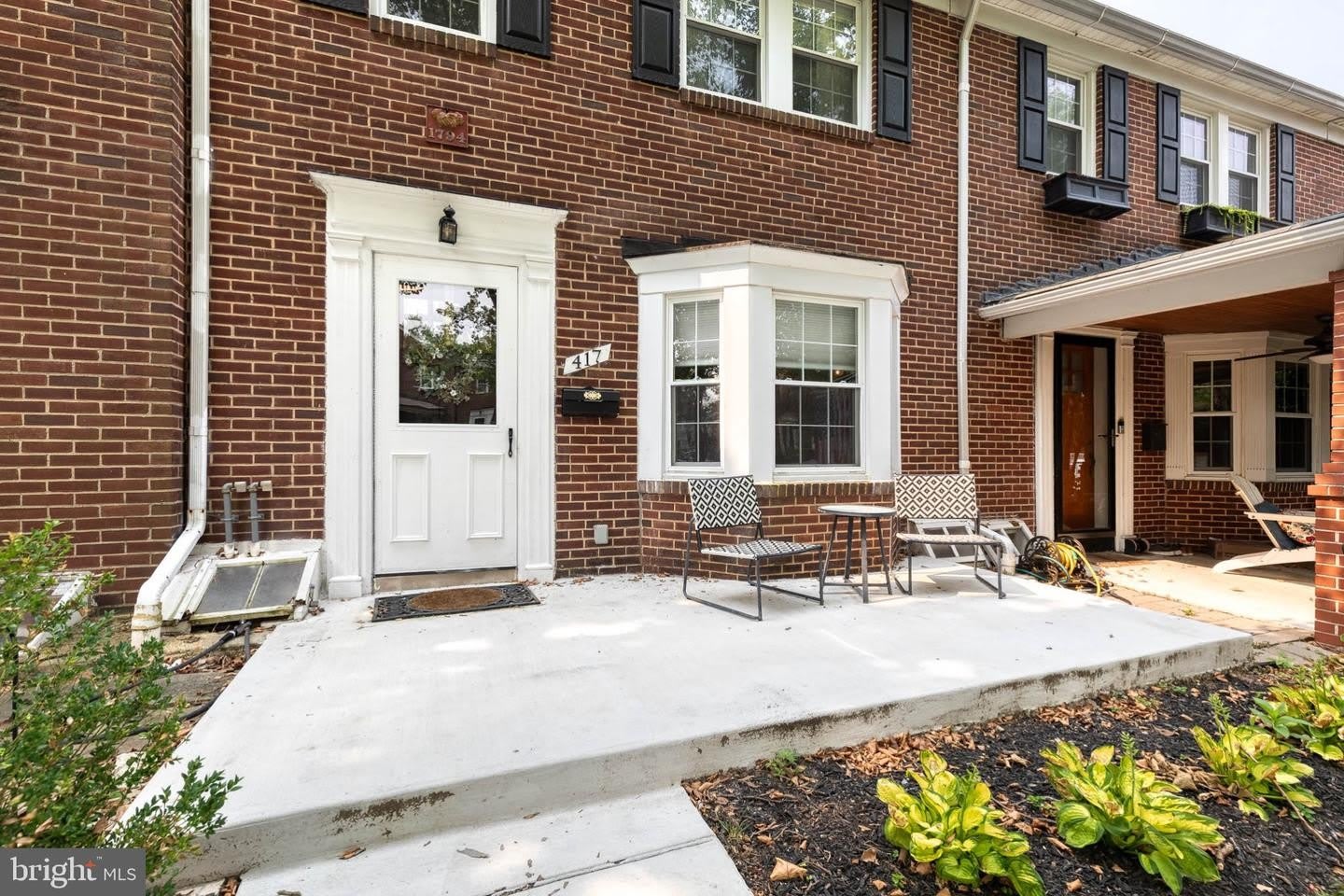 417 REGESTER AVE – photo 4