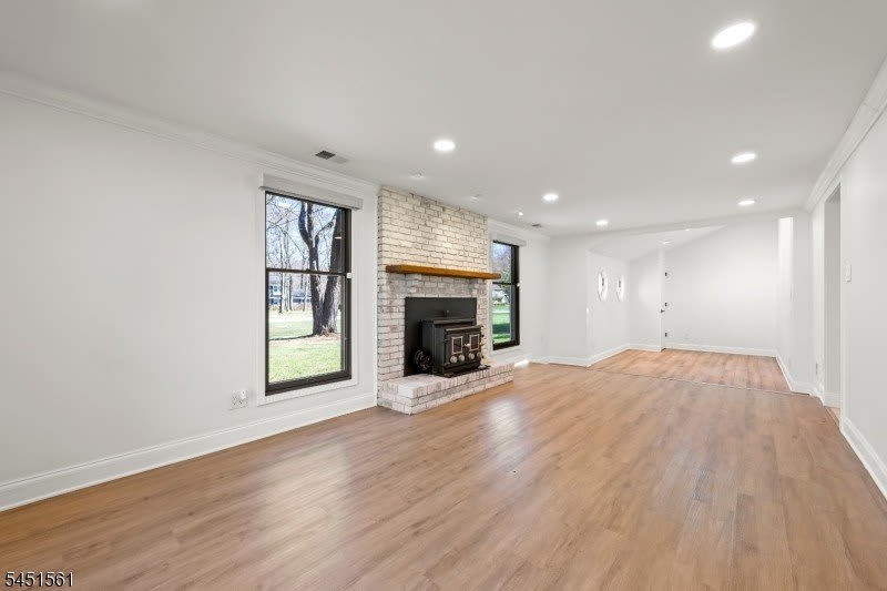 27 Meadowview Rd – photo 3