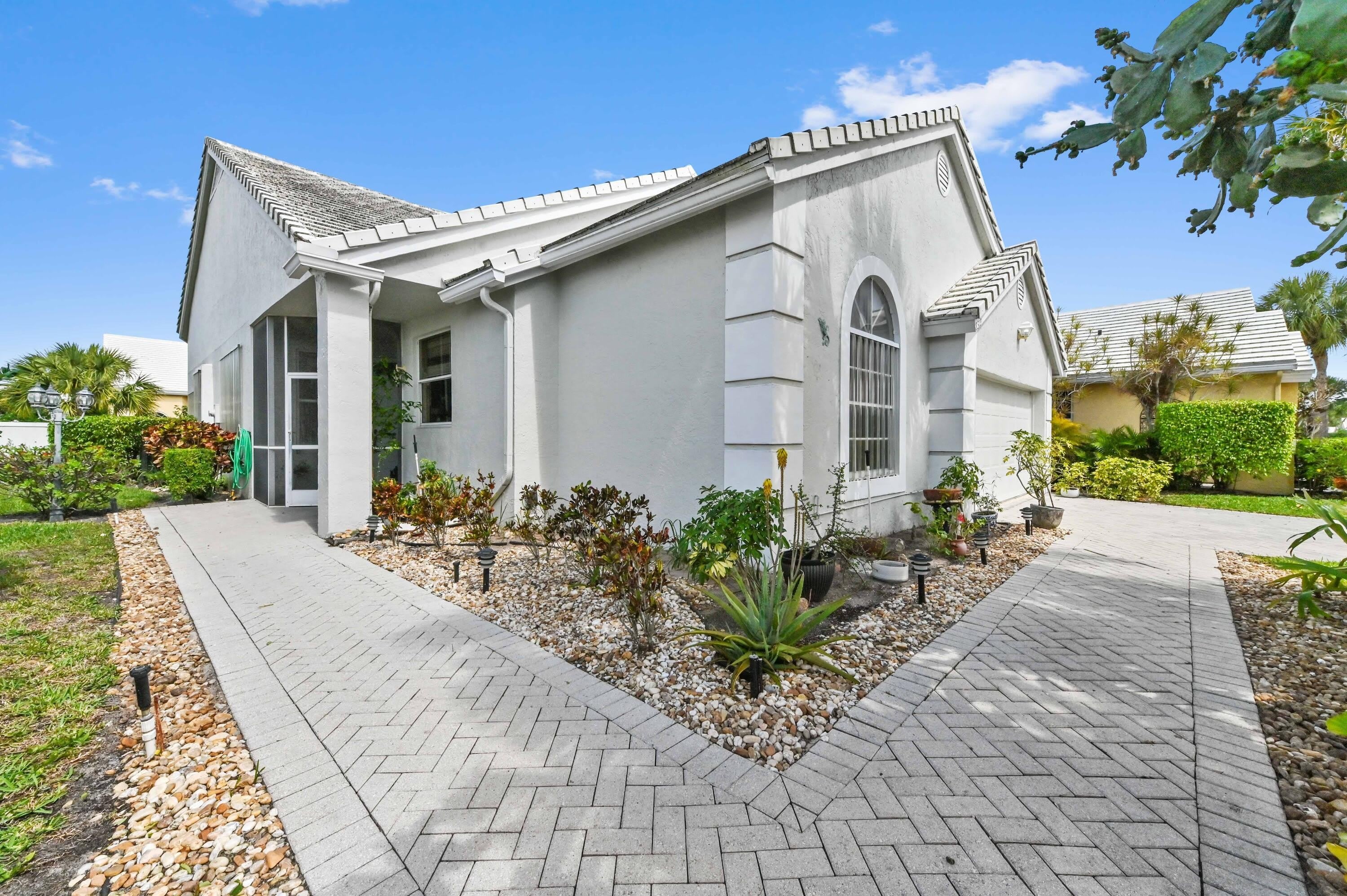 8319 Horseshoe Bay Road – photo 2