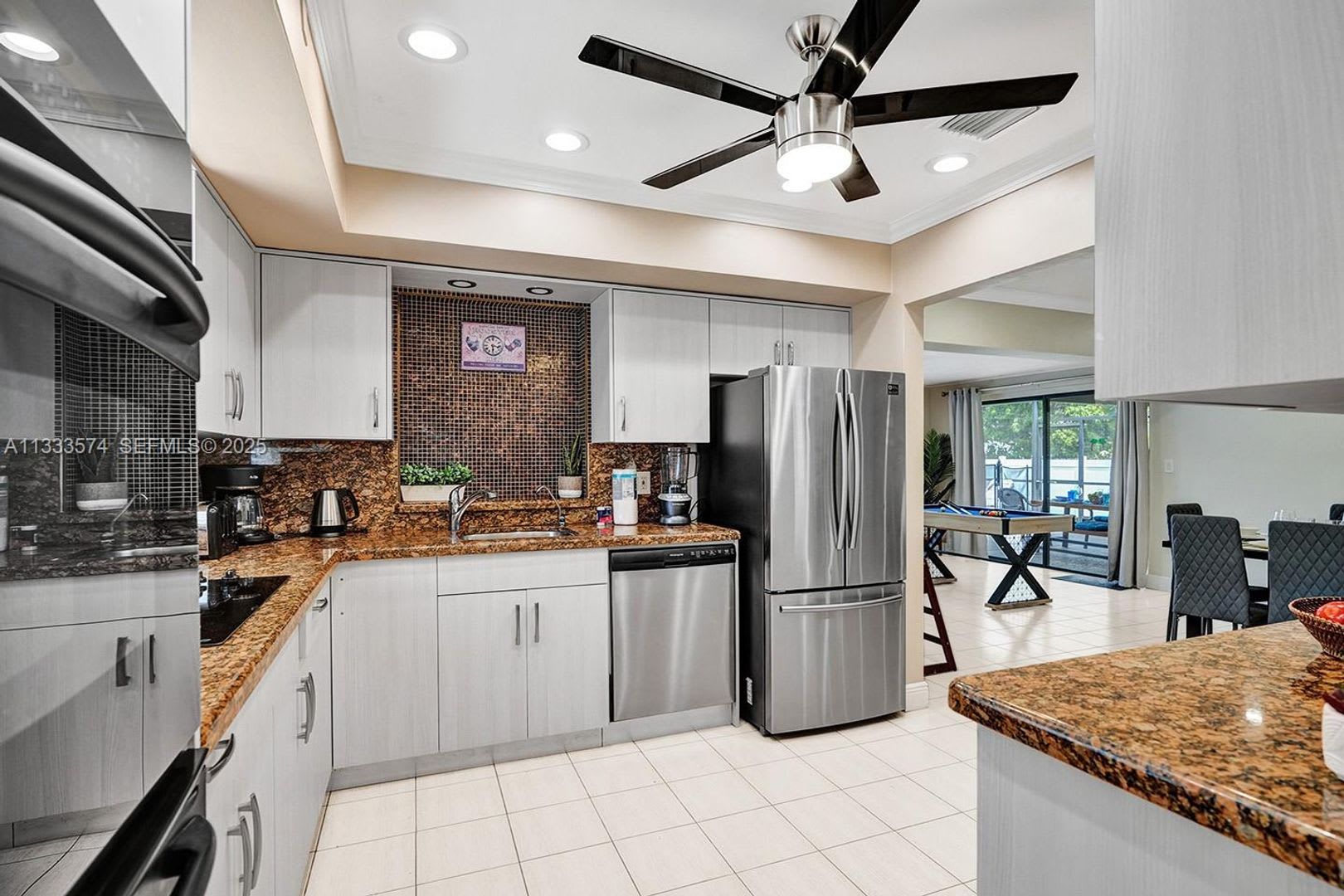 947 Washington Street, Hollywood, FL 33019 – photo 5