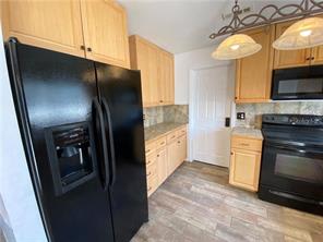 1409 Madrid Way – photo 5
