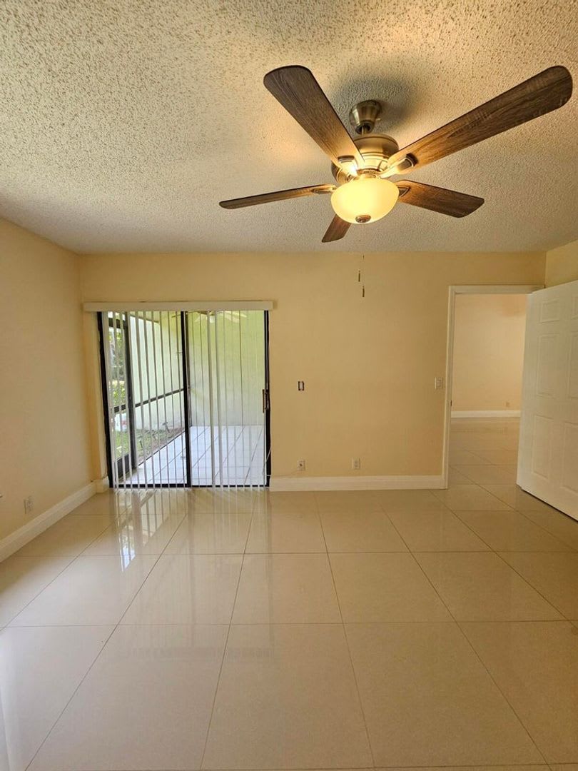 480 Hardwood Place Boca Raton Fl 33431 – photo 4