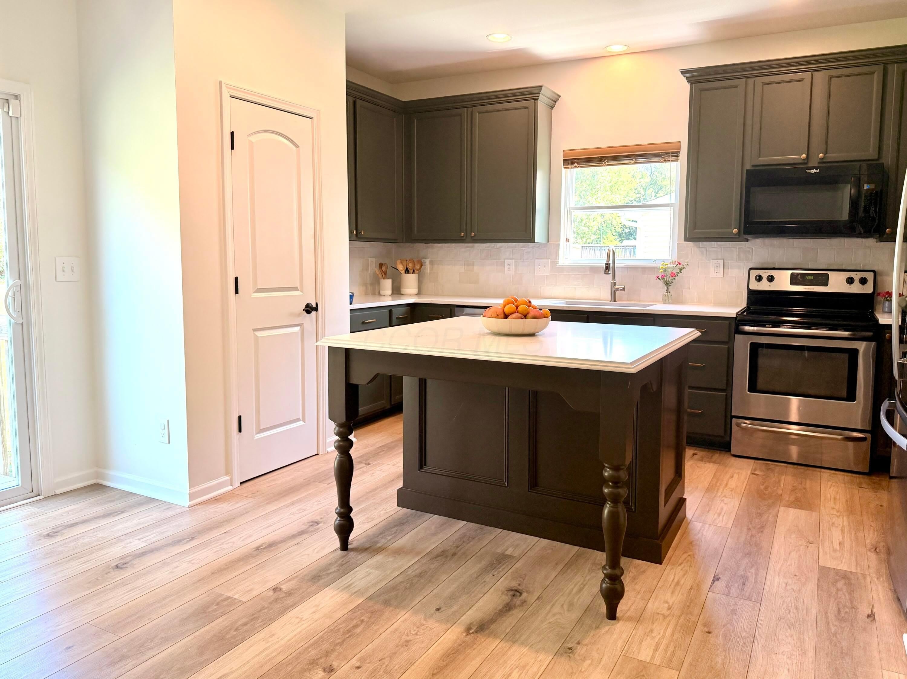 512 Devencroft Ridge E – photo 3