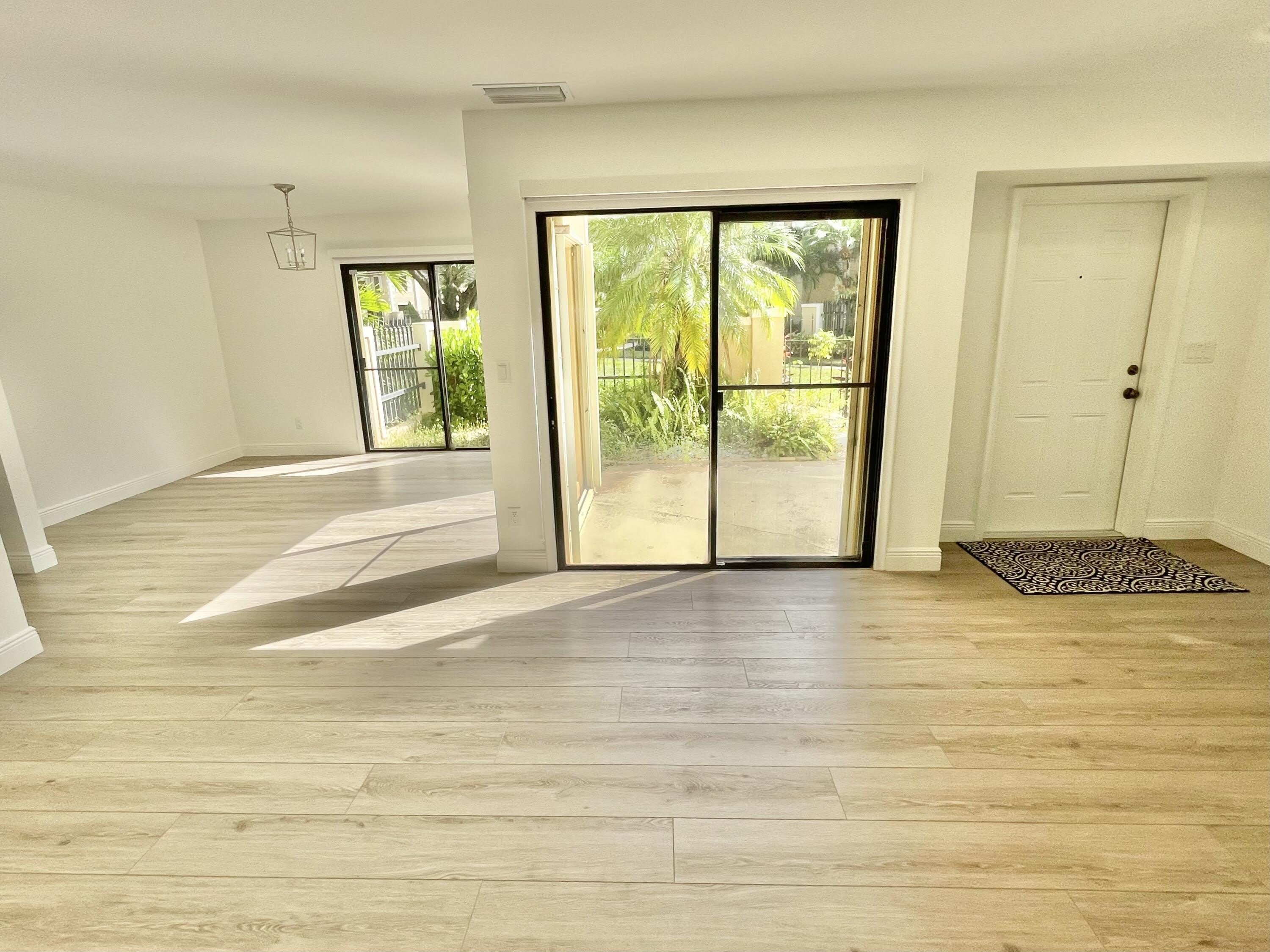 359 Prestwick Circle – photo 4