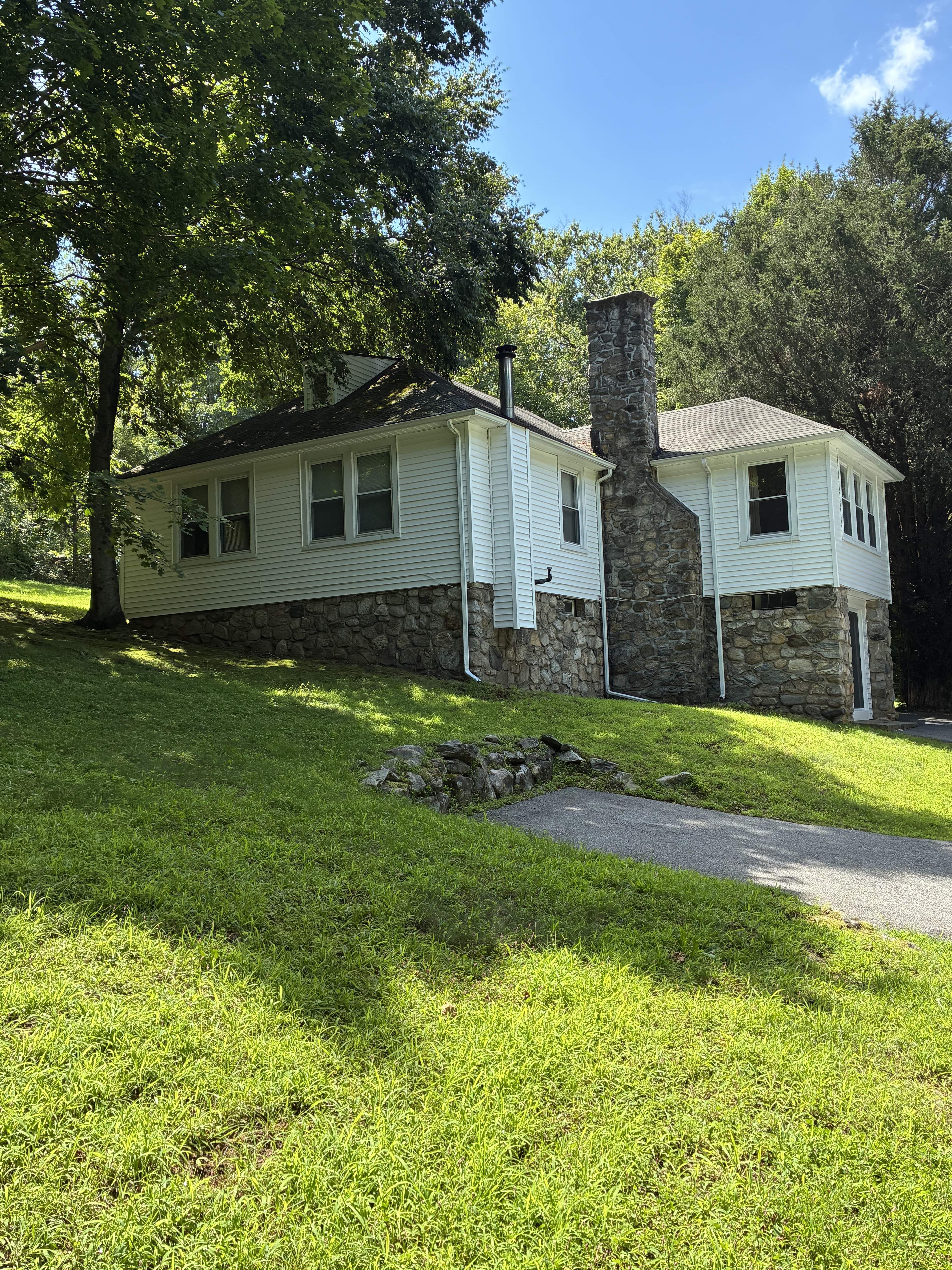 3685 Gomer Street – photo 1