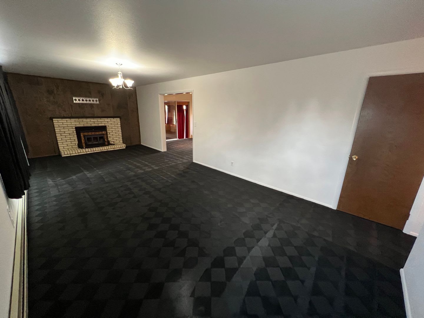 3 Bedroom 2 Bath House w/ Attached 2 Car Garage & Many Amenities – photo 5