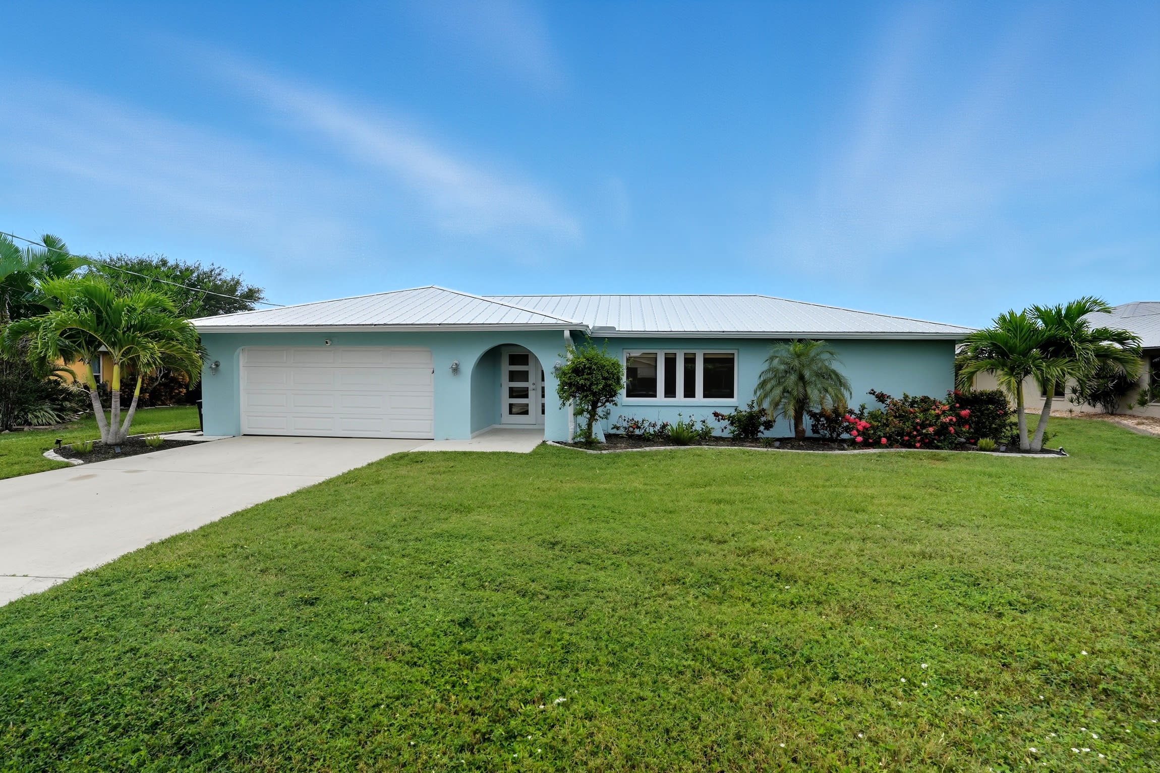 6163 Plumosa Avenue – photo 5