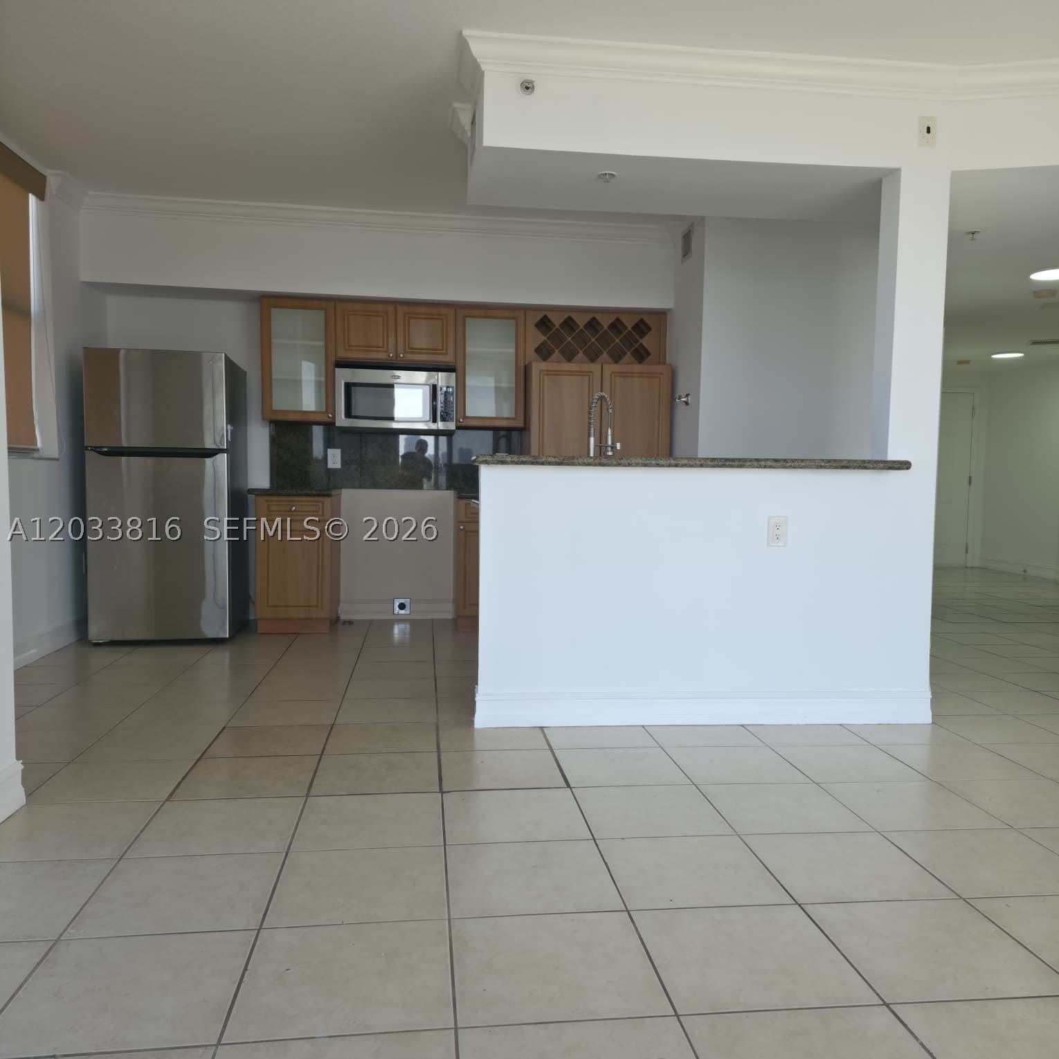 1 Glen Royal Pkwy – photo 5
