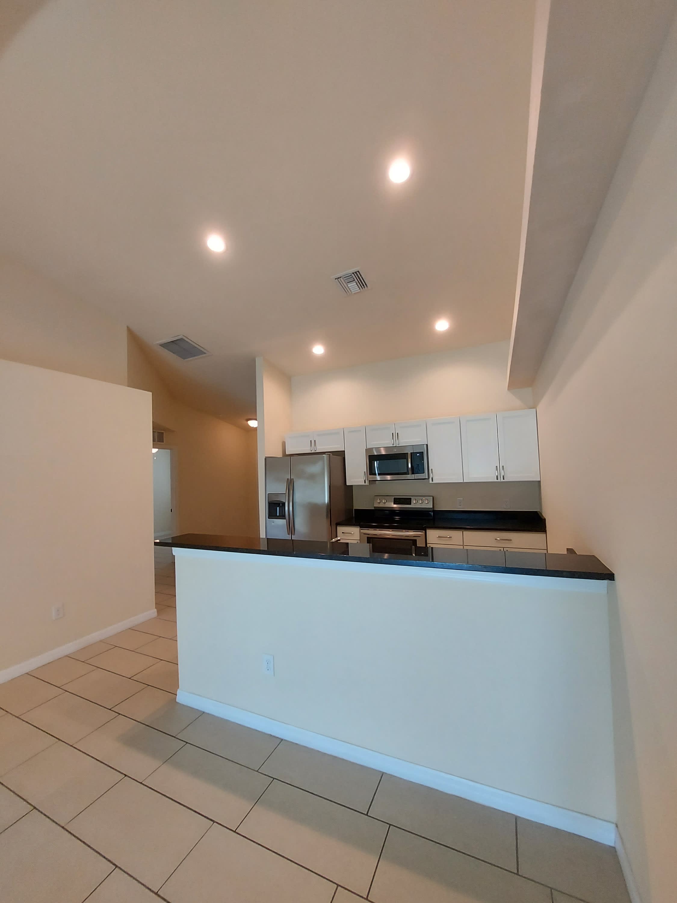 615 Southeast 7Th Street – photo 4