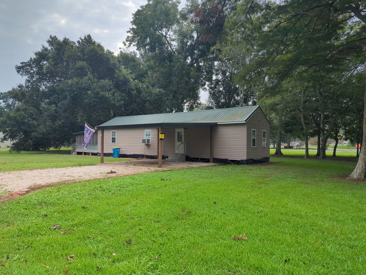 1 Bed 1 Bath St Martinville – photo 2