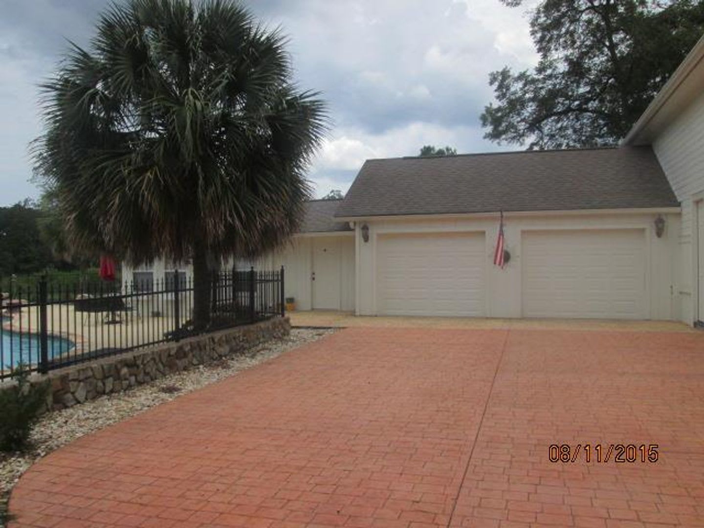 2 Bedroom 3 1 2 Bath 3 903 Sq Ft – photo 4