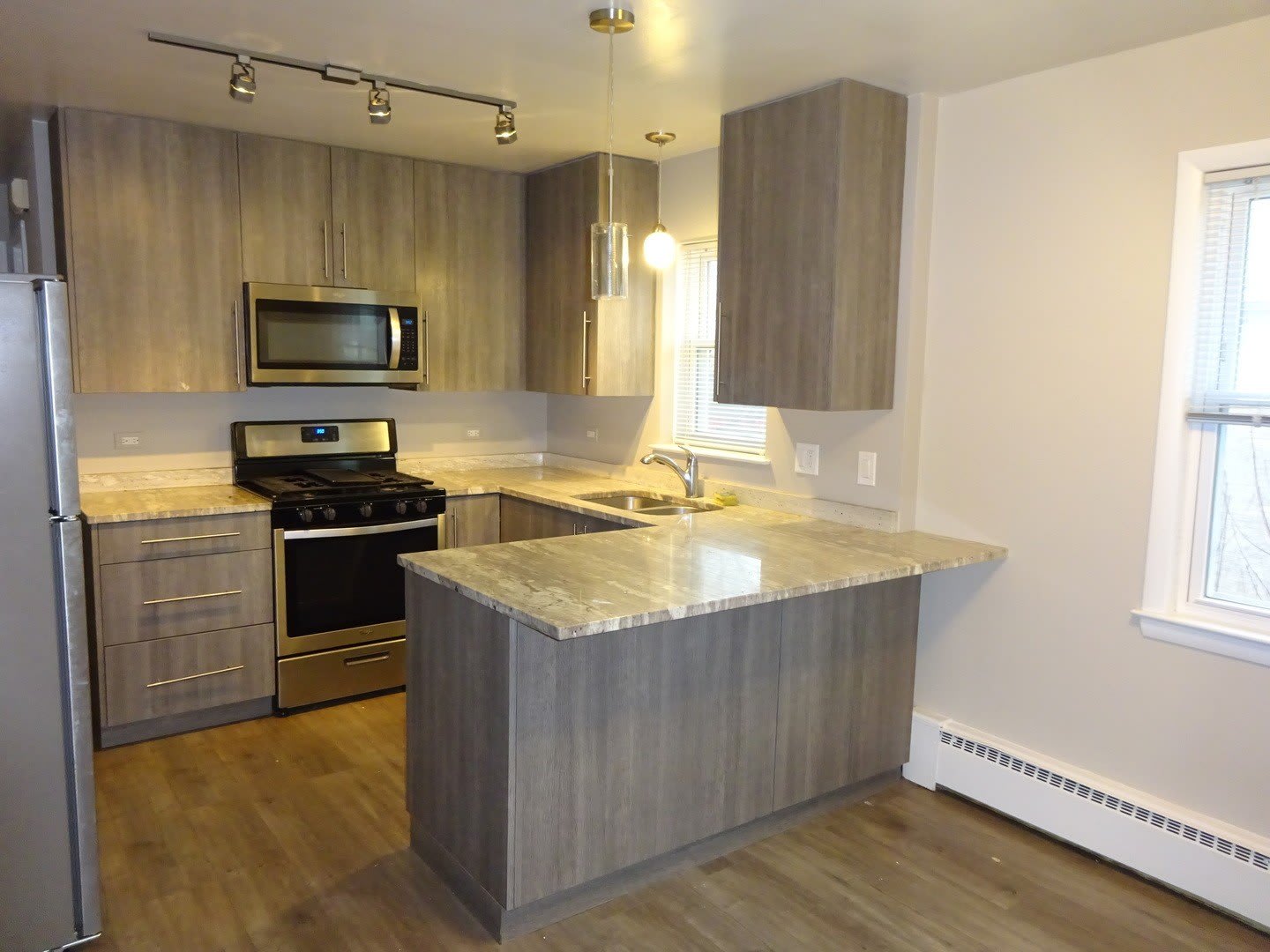 5857 W Montrose Avenue – photo 5