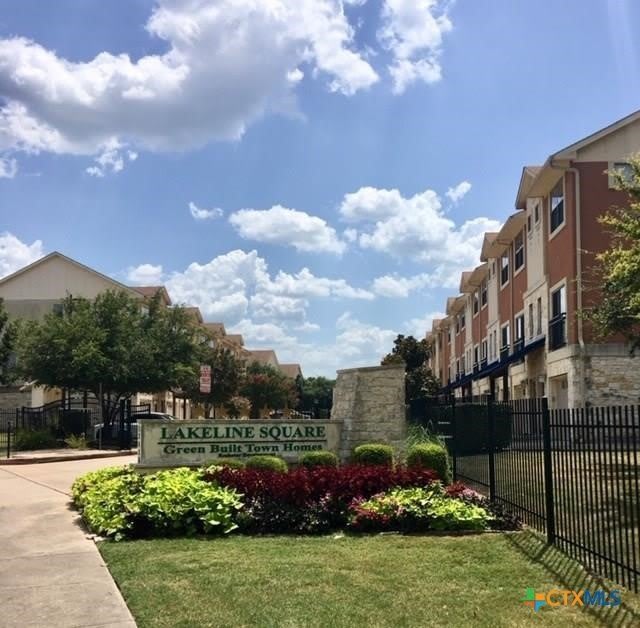 13420 Lyndhurst Street – photo 1